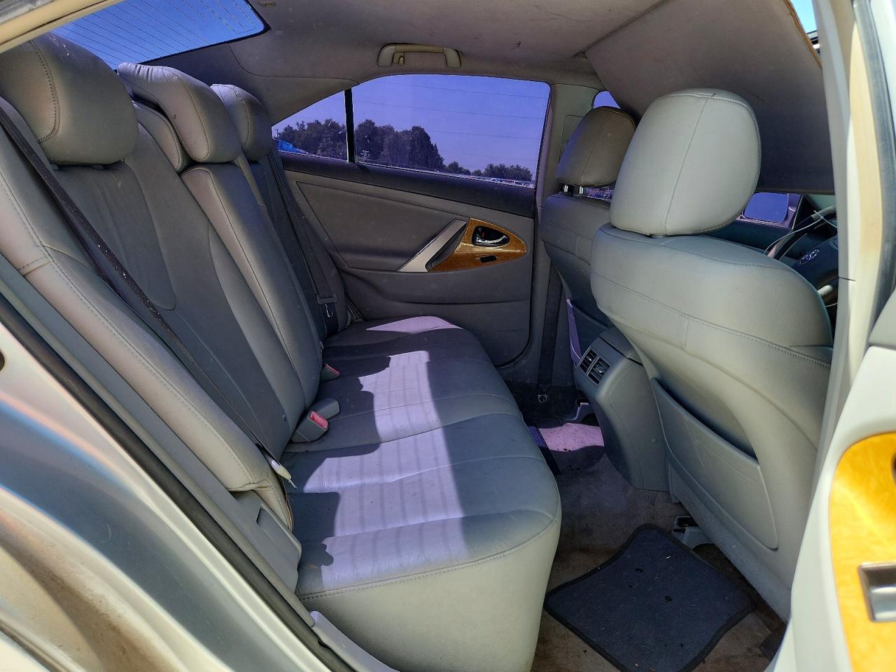 2007 Toyota Camry Xle V6 Silver vin: JTNBK46K573025466