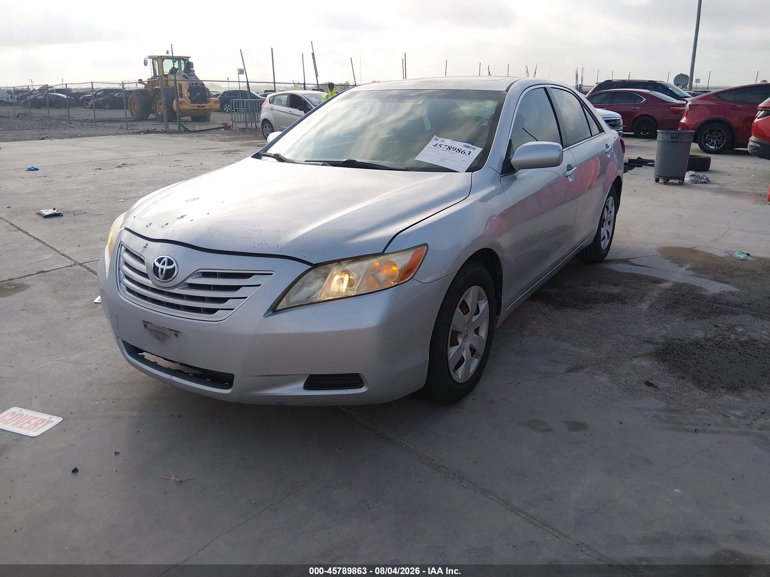 2008 Toyota Camry Le Silver vin: JTNBK46K583036775
