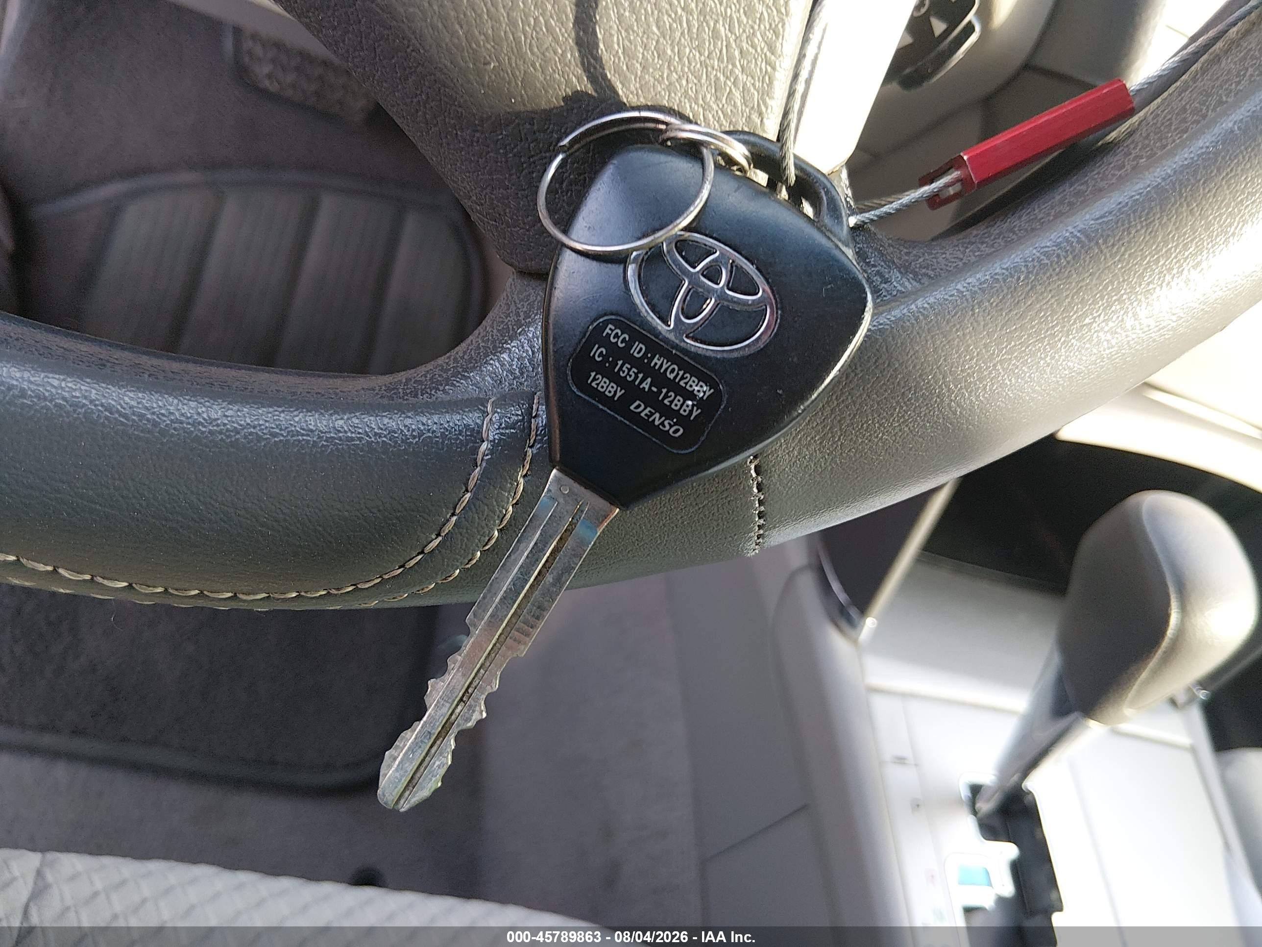 2008 Toyota Camry Le Silver vin: JTNBK46K583036775