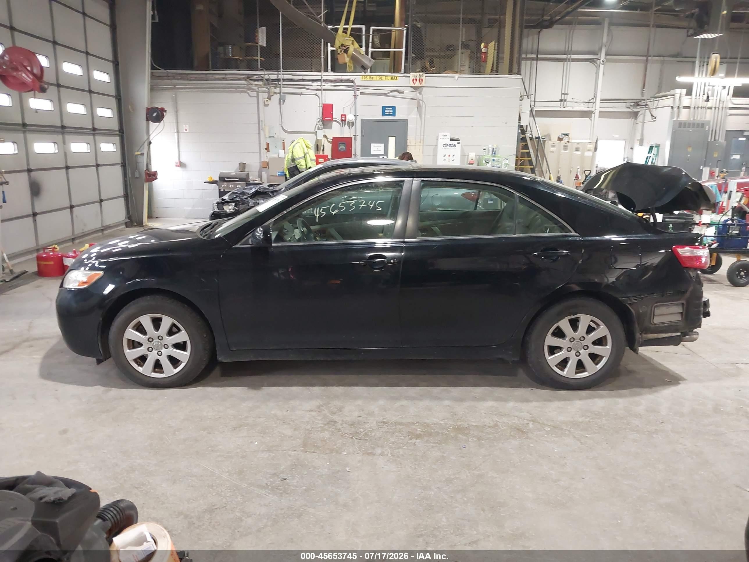 2007 Toyota Camry Xle V6 Черный vin: JTNBK46K673003640