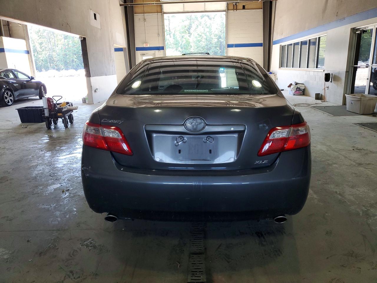 2007 Toyota Camry Xle V6 Gray vin: JTNBK46K673020020