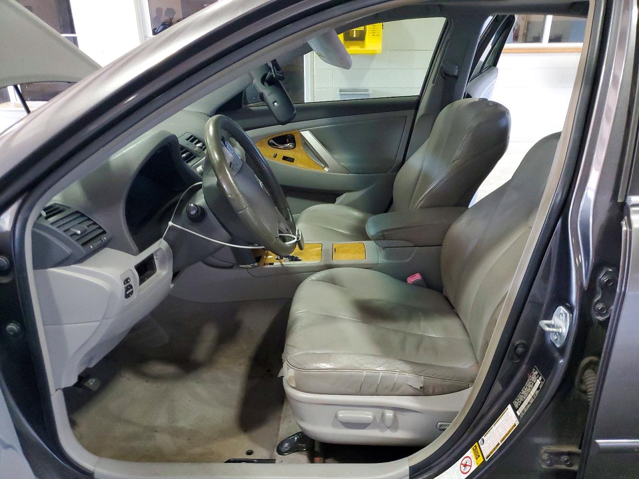 2007 Toyota Camry Xle V6 Gray vin: JTNBK46K673020020