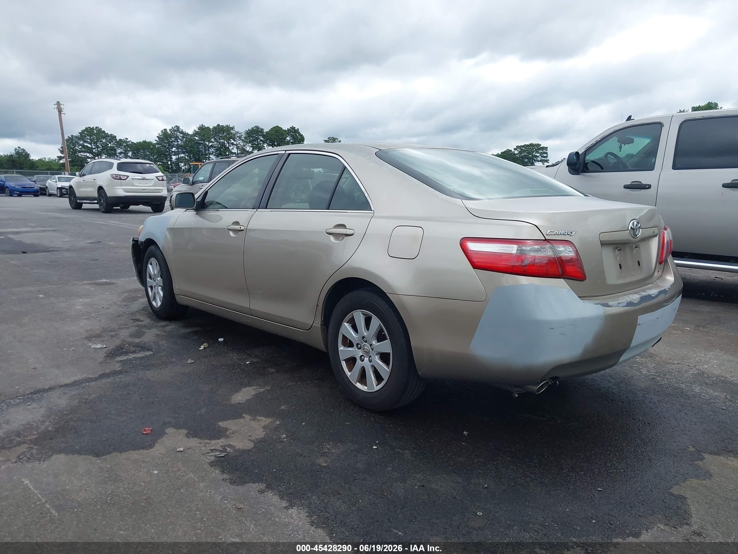 2007 Toyota Camry Xle V6 Золотой vin: JTNBK46K773005719