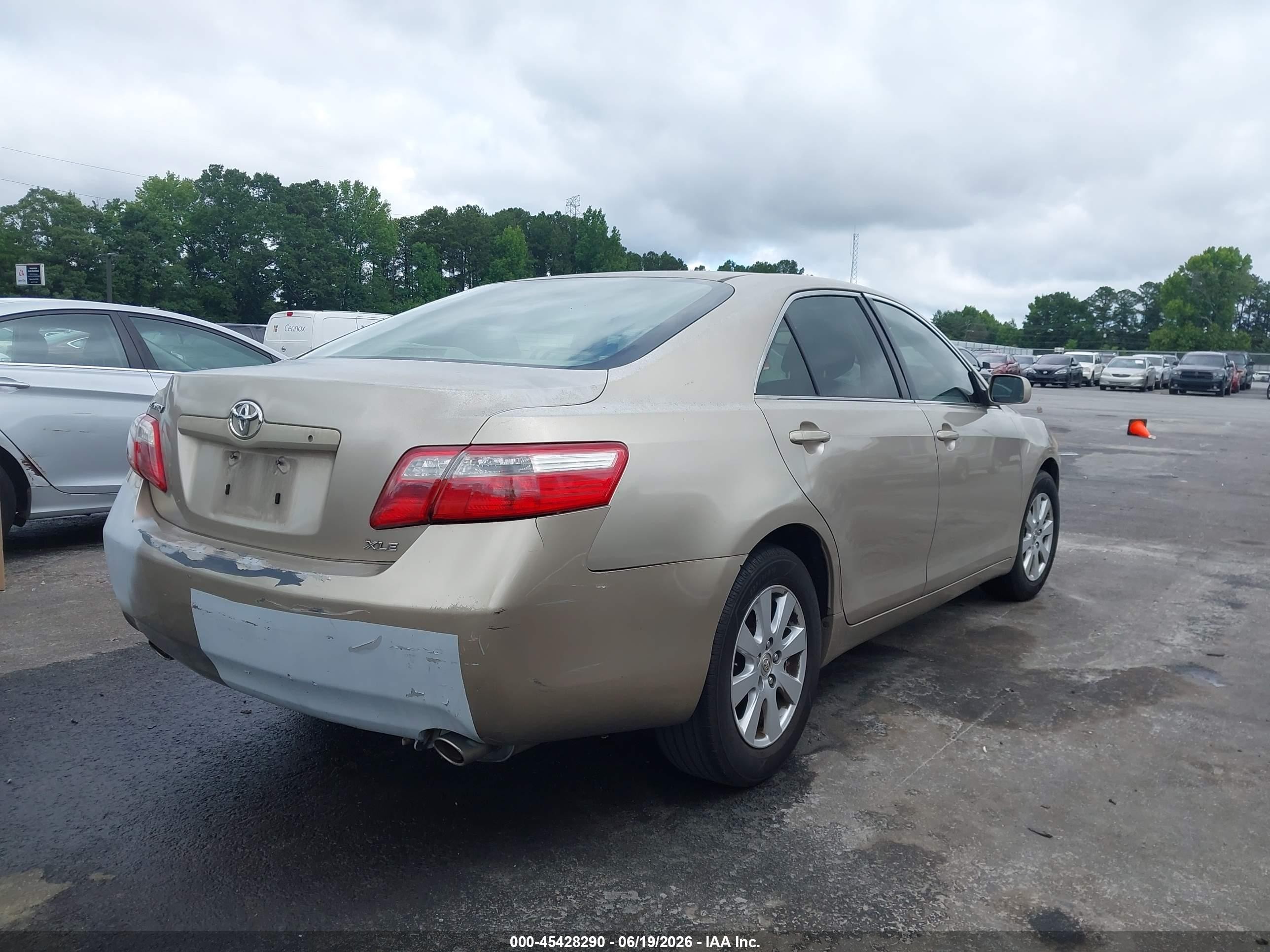 2007 Toyota Camry Xle V6 Золотой vin: JTNBK46K773005719