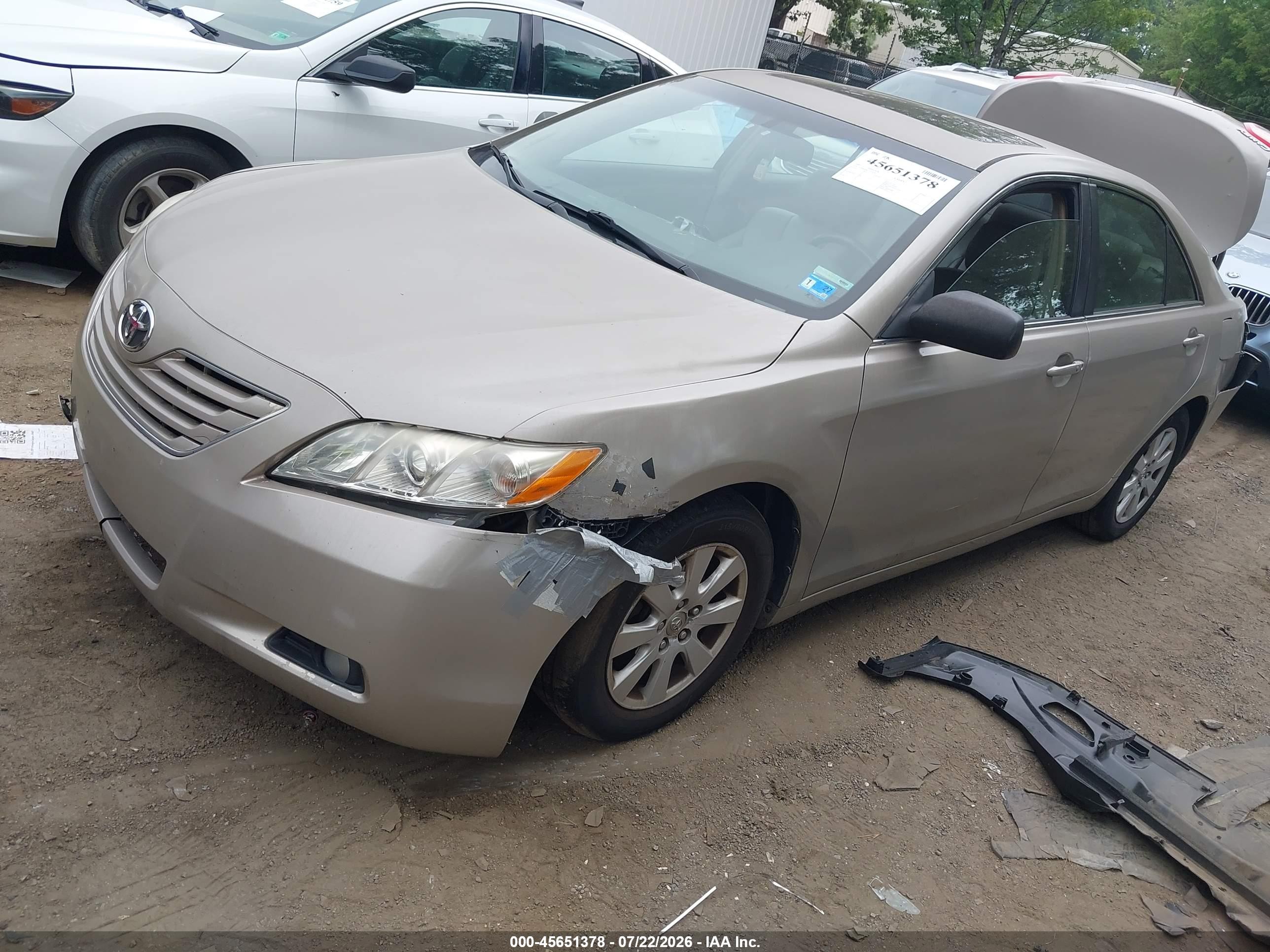 2007 Toyota Camry Xle V6 Gold vin: JTNBK46K773026361