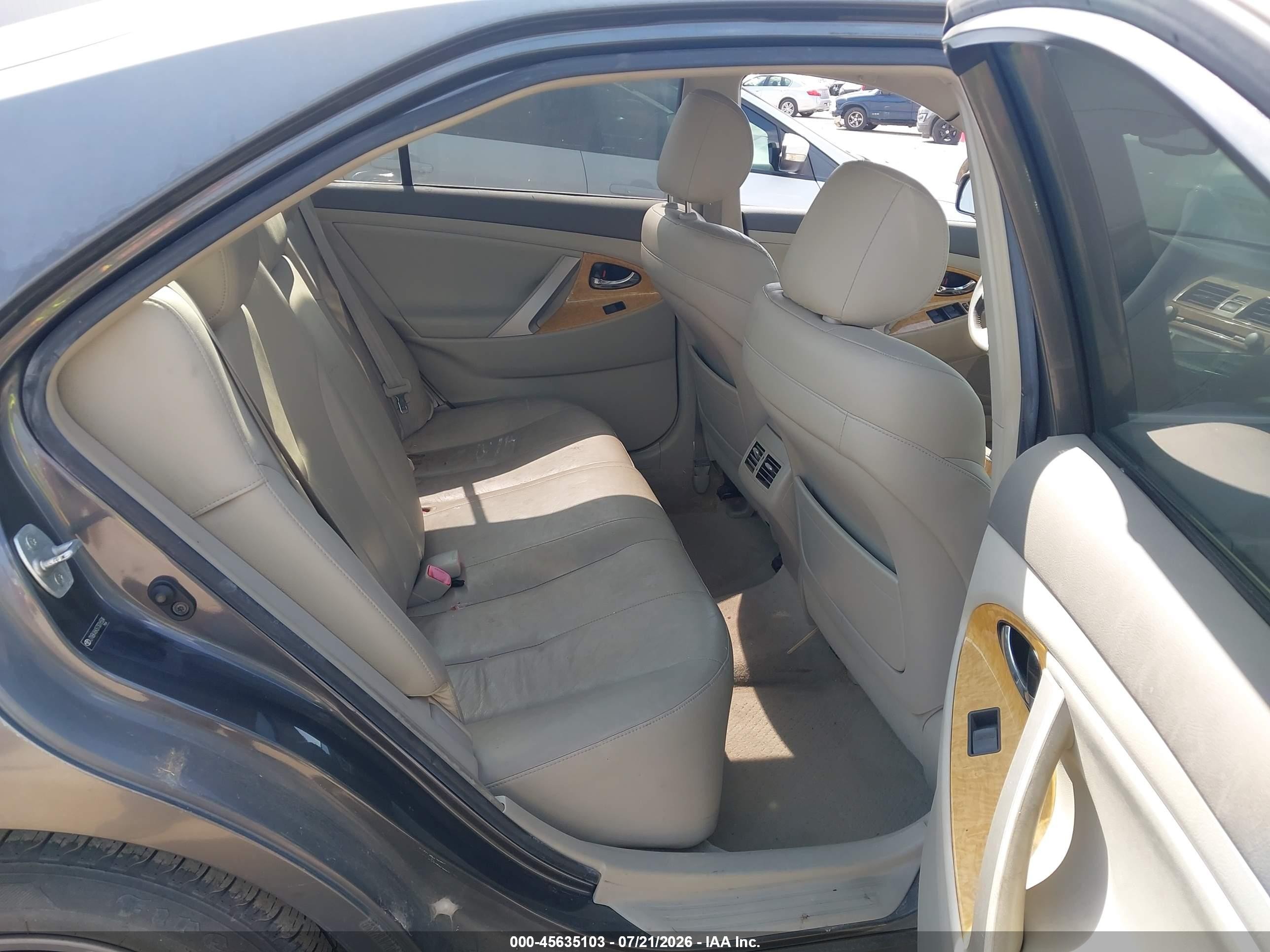 2007 Toyota Camry Xle V6 Серый vin: JTNBK46K873016504
