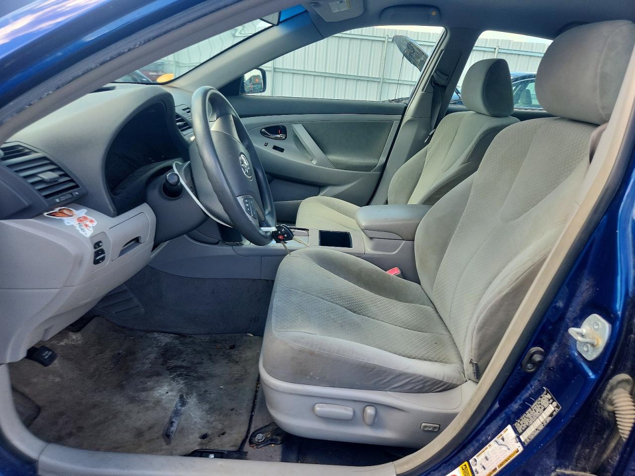 2007 Toyota Camry Le V6 Blue vin: JTNBK46K873030922