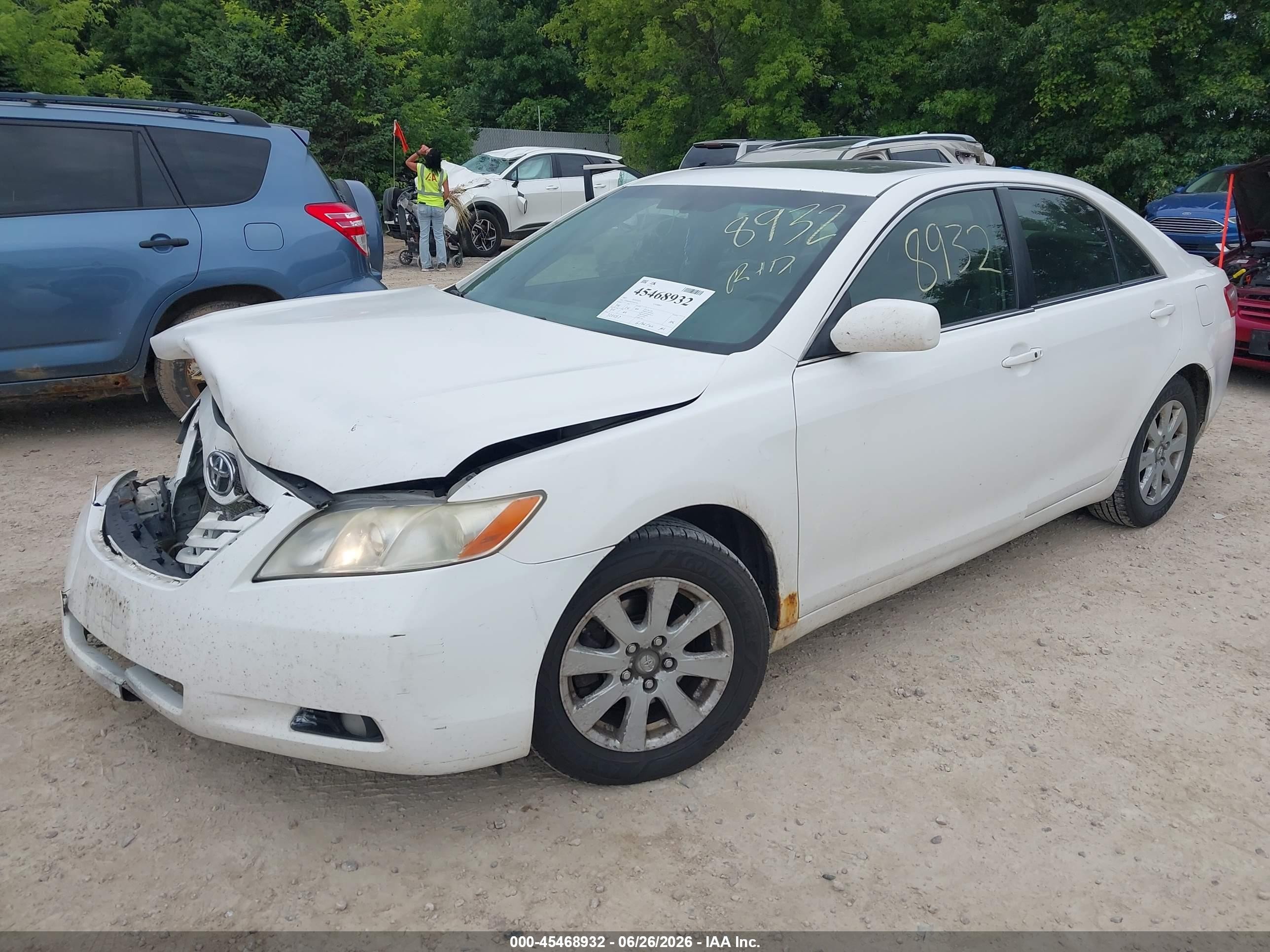 2007 Toyota Camry Xle V6 White vin: JTNBK46K973023493