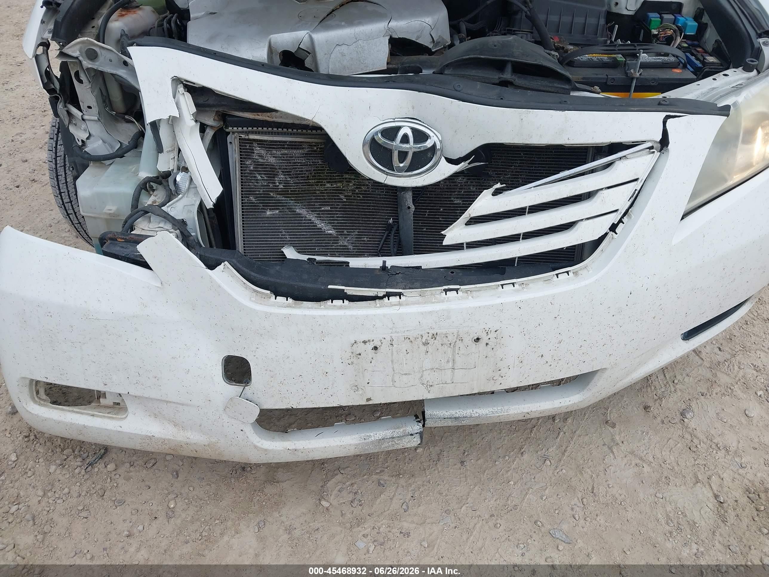 2007 Toyota Camry Xle V6 White vin: JTNBK46K973023493