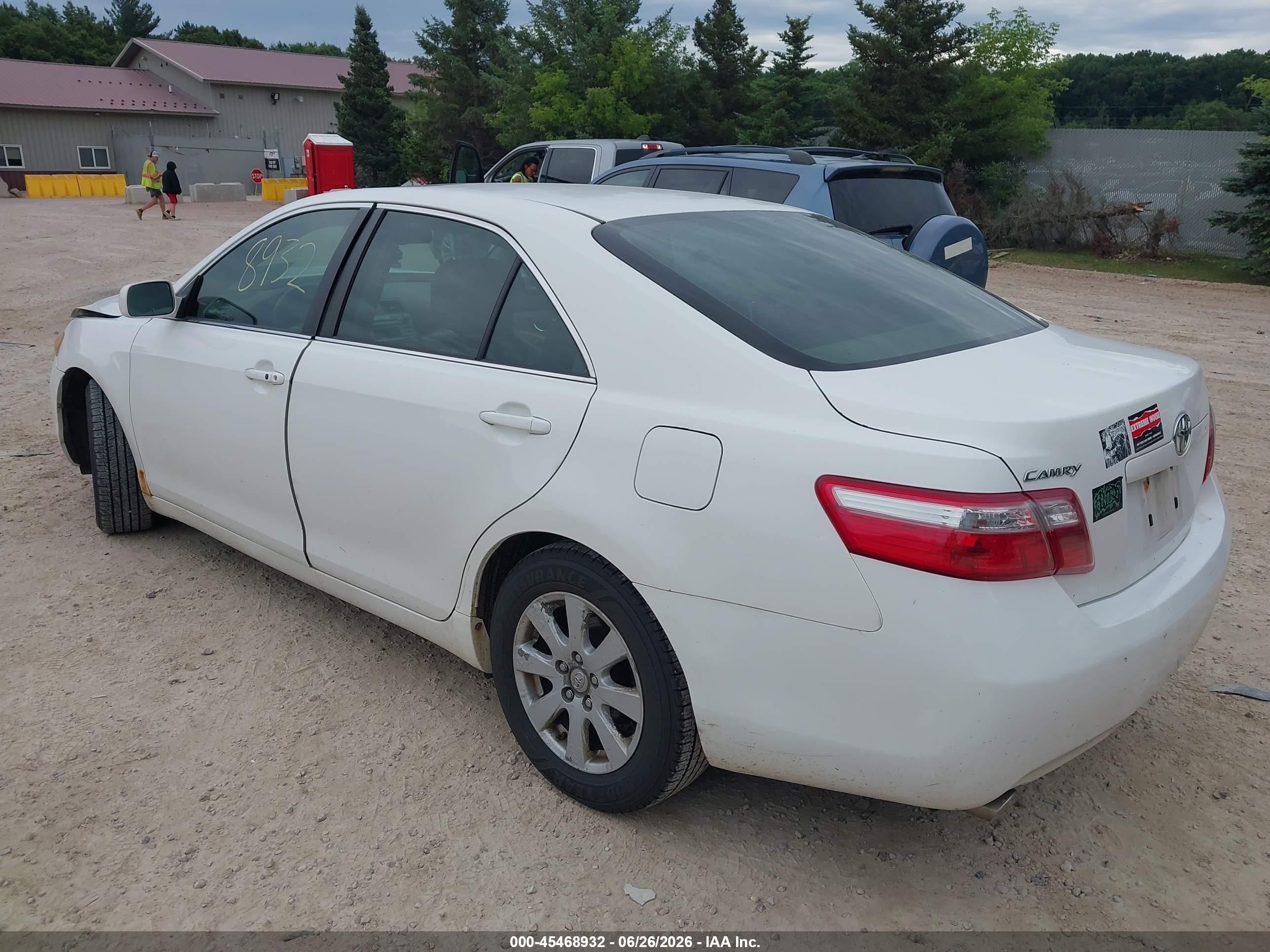 2007 Toyota Camry Xle V6 White vin: JTNBK46K973023493