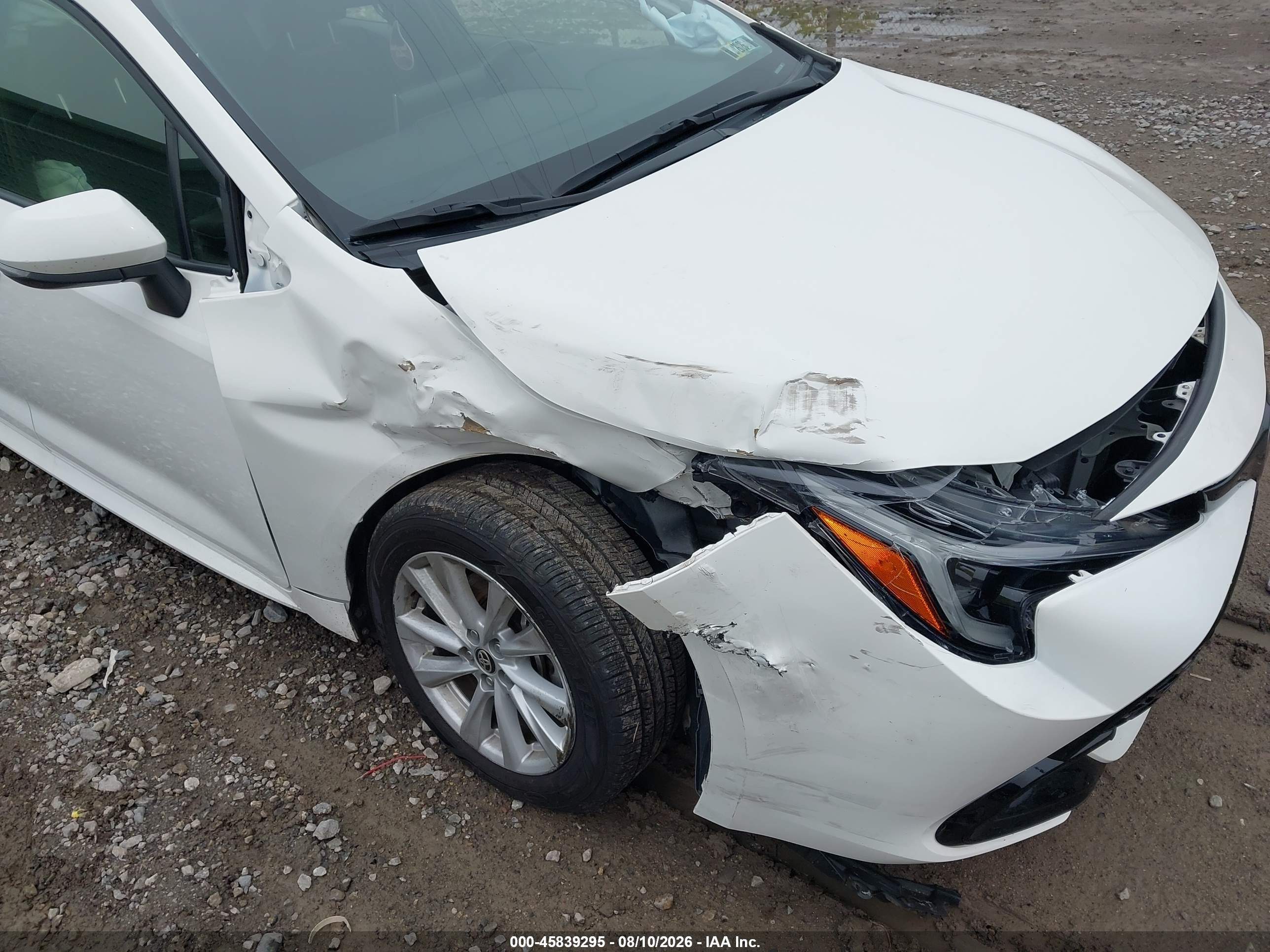 2024 Toyota Corolla Se Белый vin: JTND4MBE1R3217876