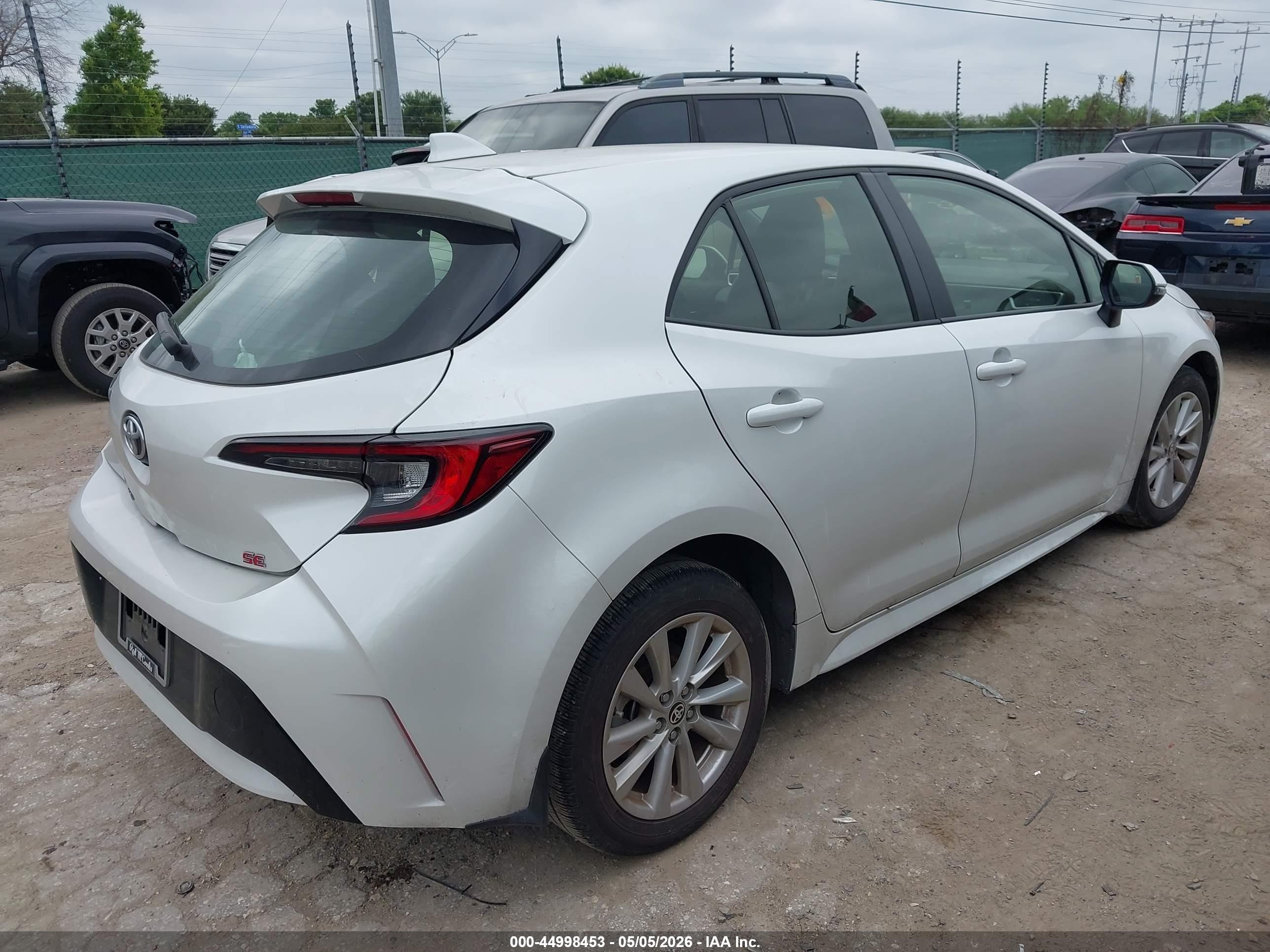 2025 Toyota Corolla Se White vin: JTND4MBE1S3236997