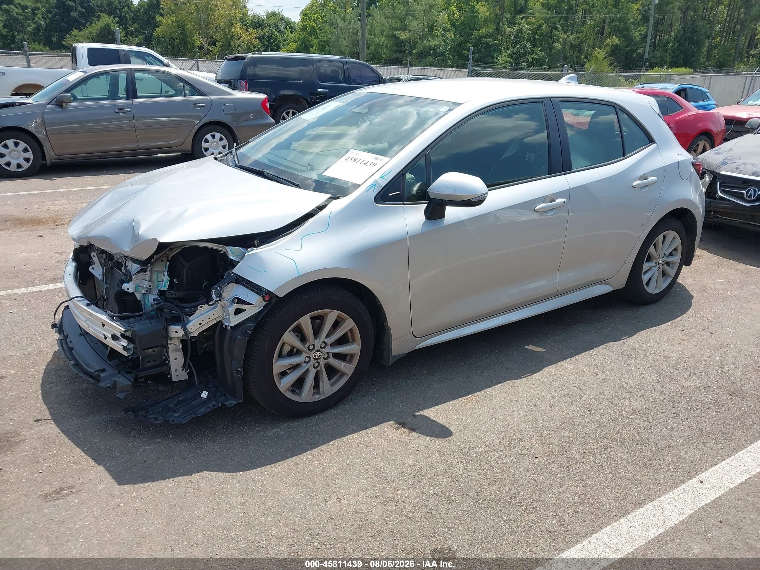2025 Toyota Corolla Se Серебряный vin: JTND4MBE1S3252827