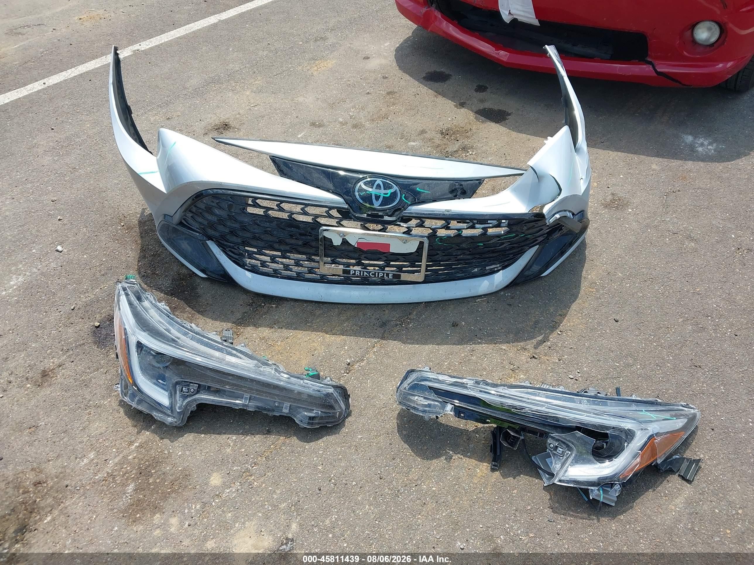 2025 Toyota Corolla Se Серебряный vin: JTND4MBE1S3252827