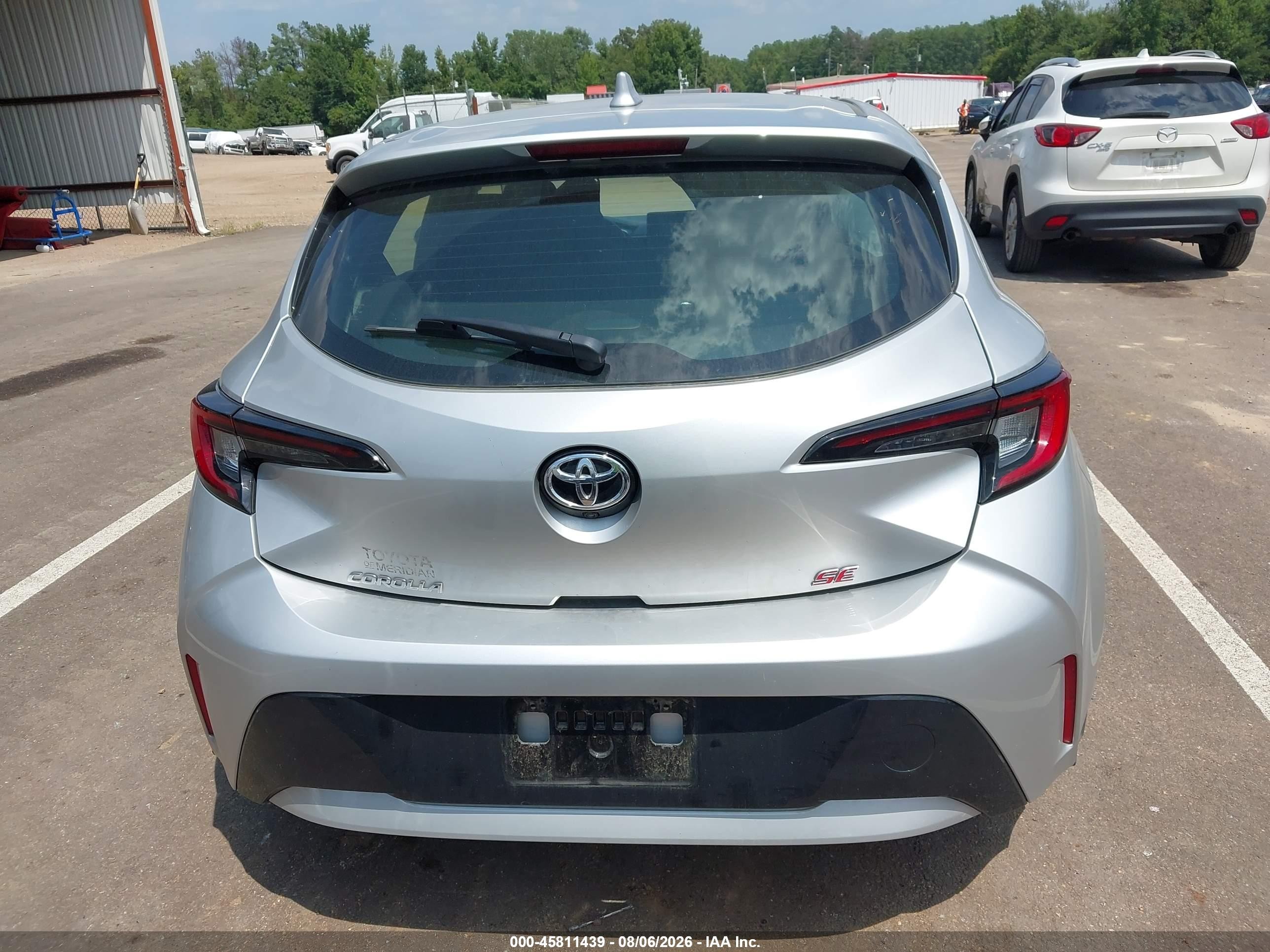 2025 Toyota Corolla Se Серебряный vin: JTND4MBE1S3252827