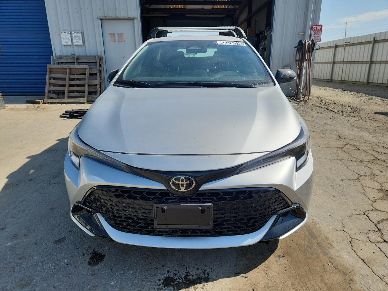 2026 Toyota Corolla Hatchback Se Silver vin: JTND4MBE4T3263161 Damage: Hood, Chipped, 10 Or More