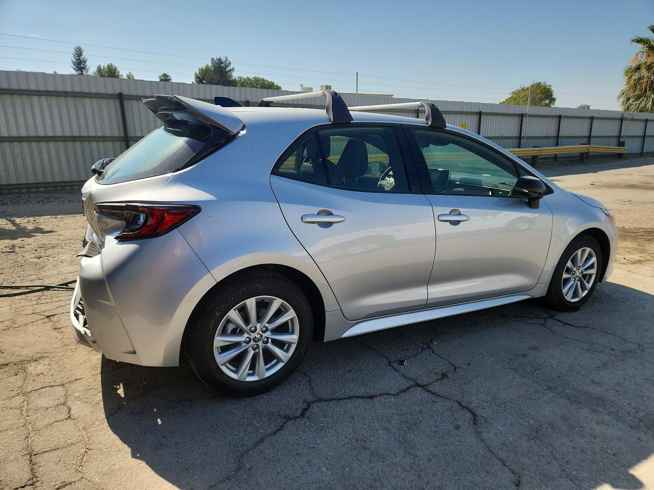 2026 Toyota Corolla Hatchback Se Silver vin: JTND4MBE4T3263161