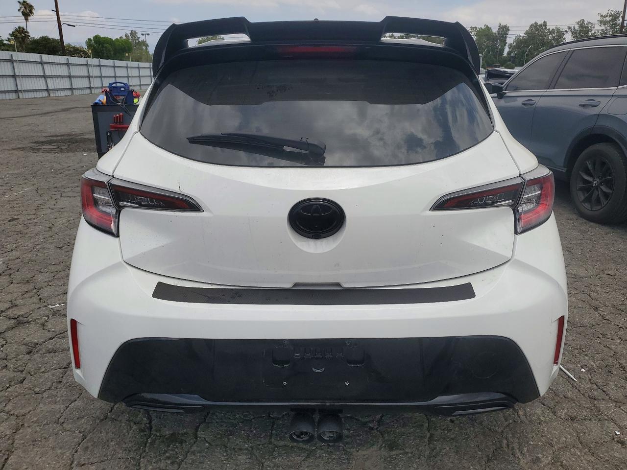 2022 Toyota Corolla Hatchback Se Nightshade Edition White vin: JTND4MBE5N3181331