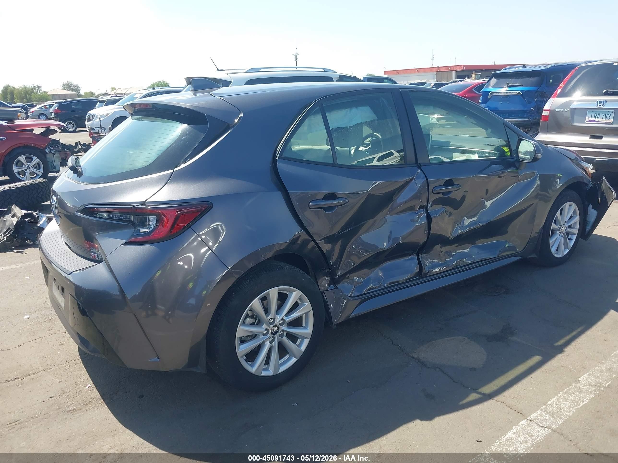 2024 Toyota Corolla Se Gray vin: JTND4MBE5R3226547