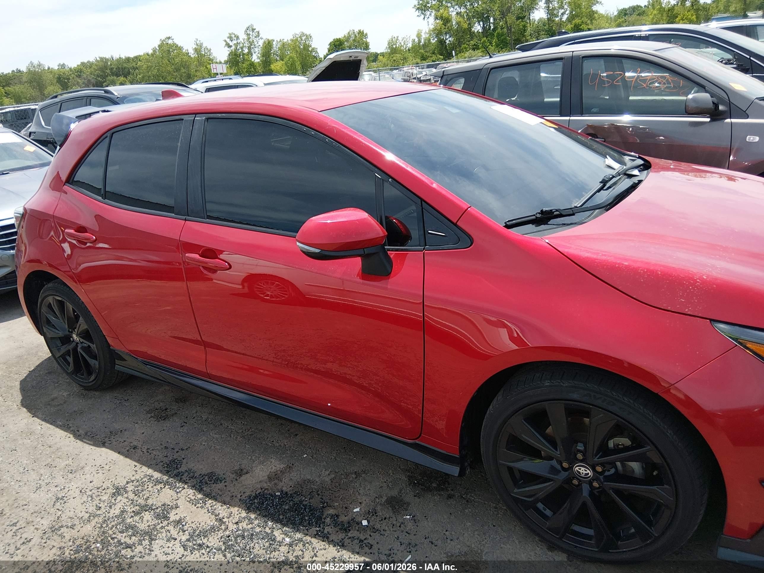 2021 Toyota Corolla Se Red vin: JTND4MBE6M3109553