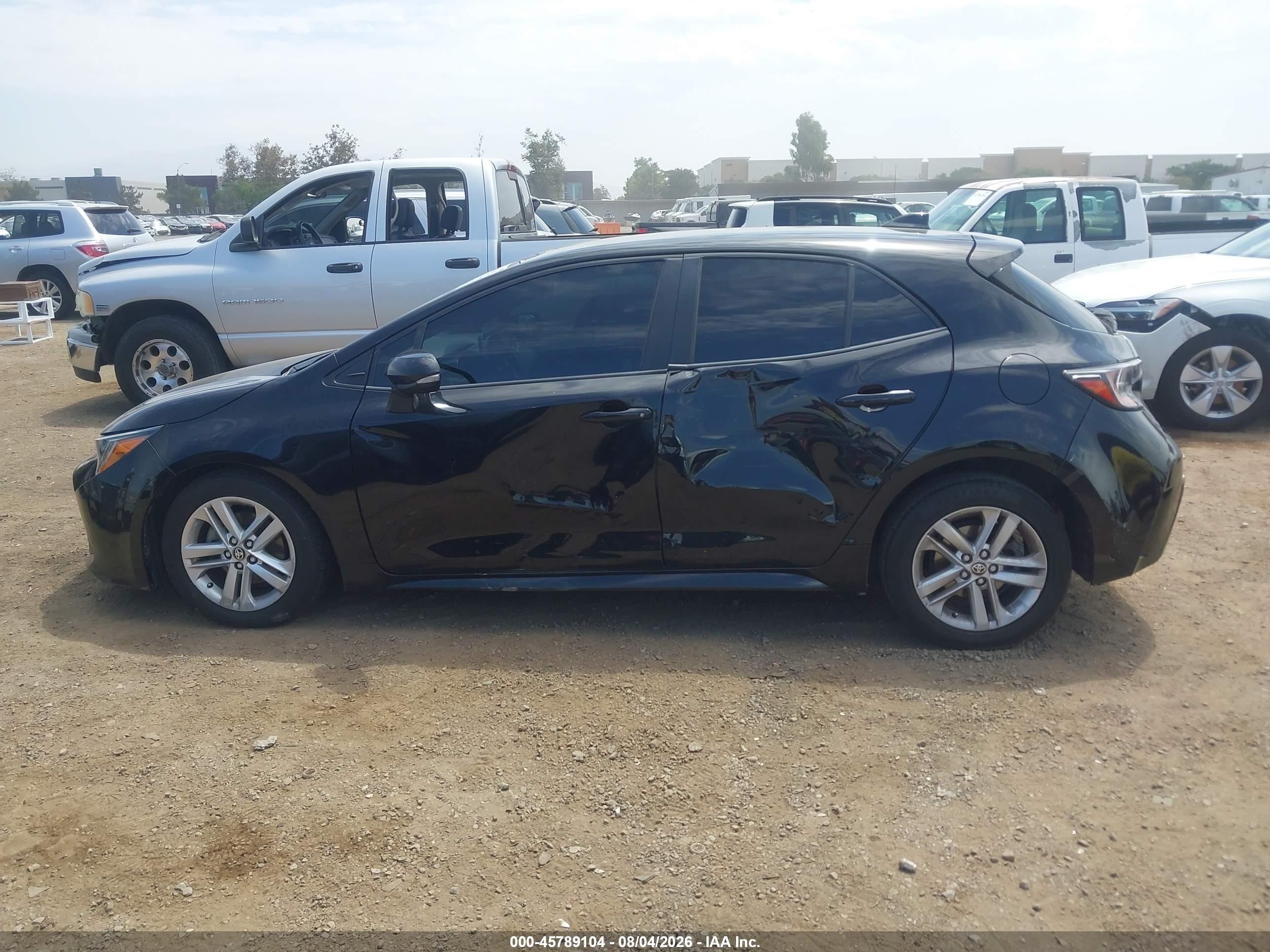 2020 Toyota Corolla Se Black vin: JTND4RBE4L3083210
