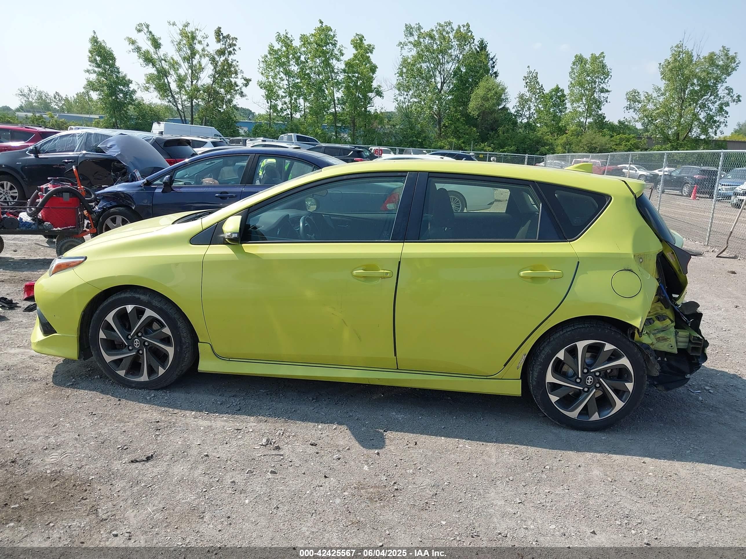 2016 Scion Im   Зеленый vin: JTNKARJE0GJ511700