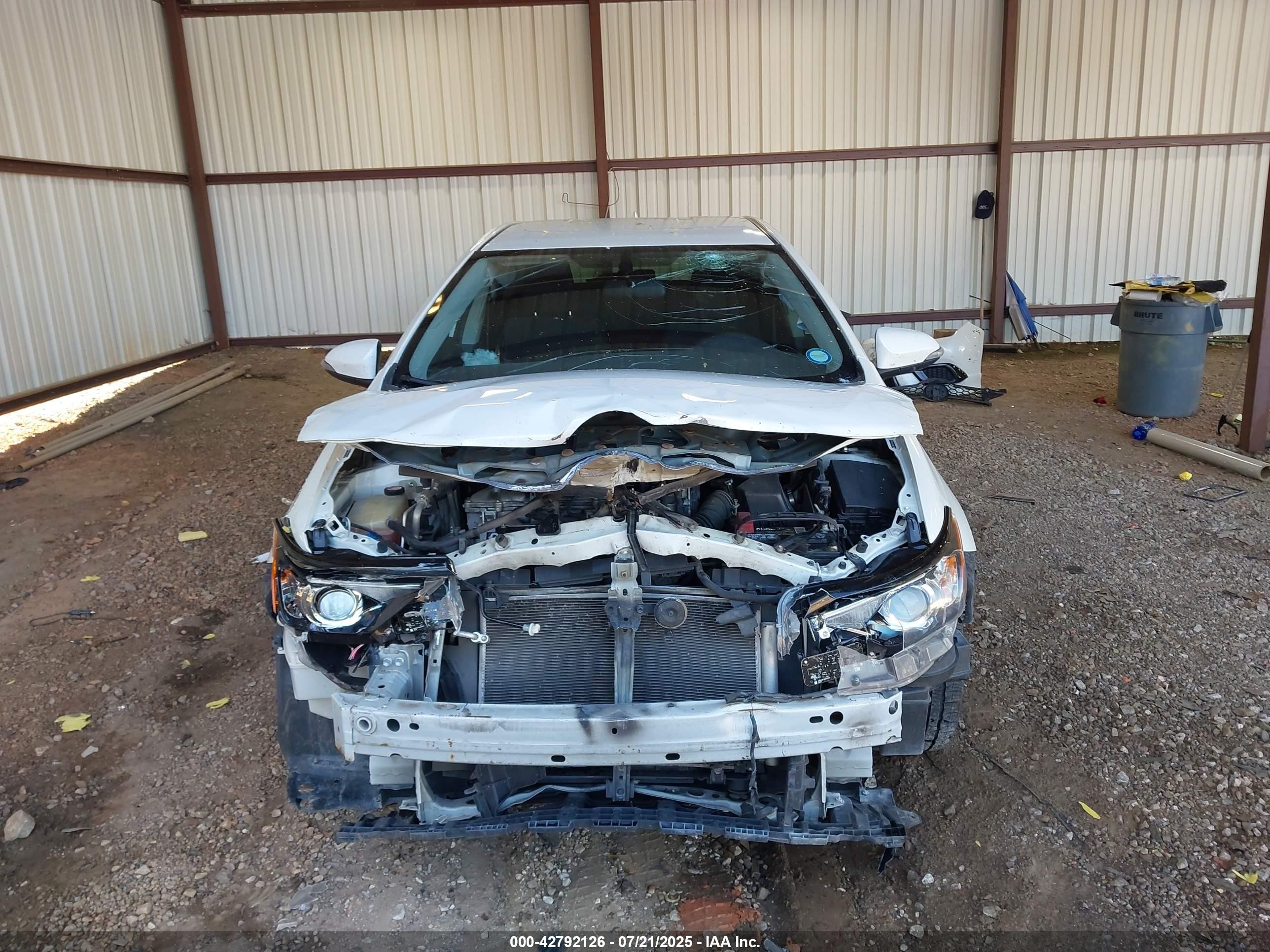 2016 Scion Im   White vin: JTNKARJE0GJ516699