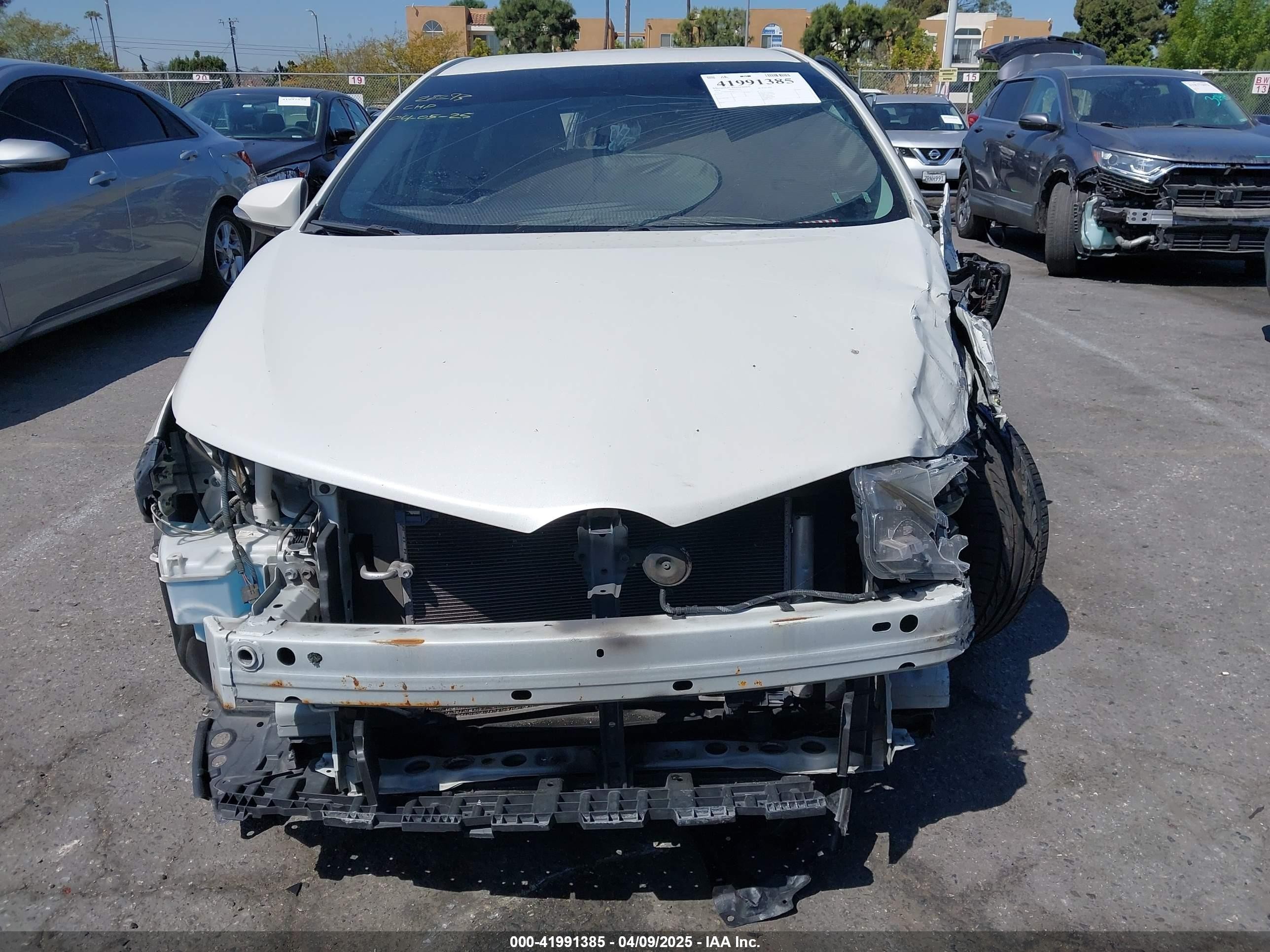 2016 Scion Im   White vin: JTNKARJE4GJ517211