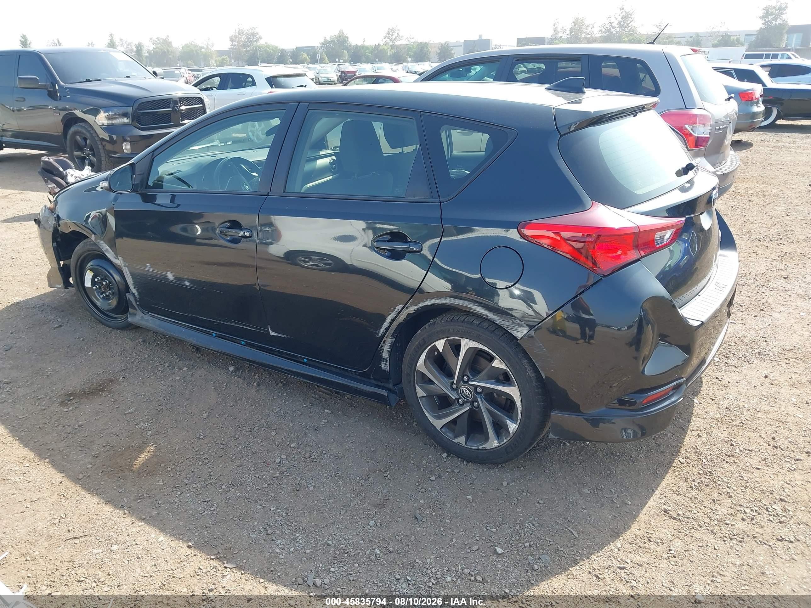 2018 Toyota Corolla Im Black vin: JTNKARJE5JJ562889