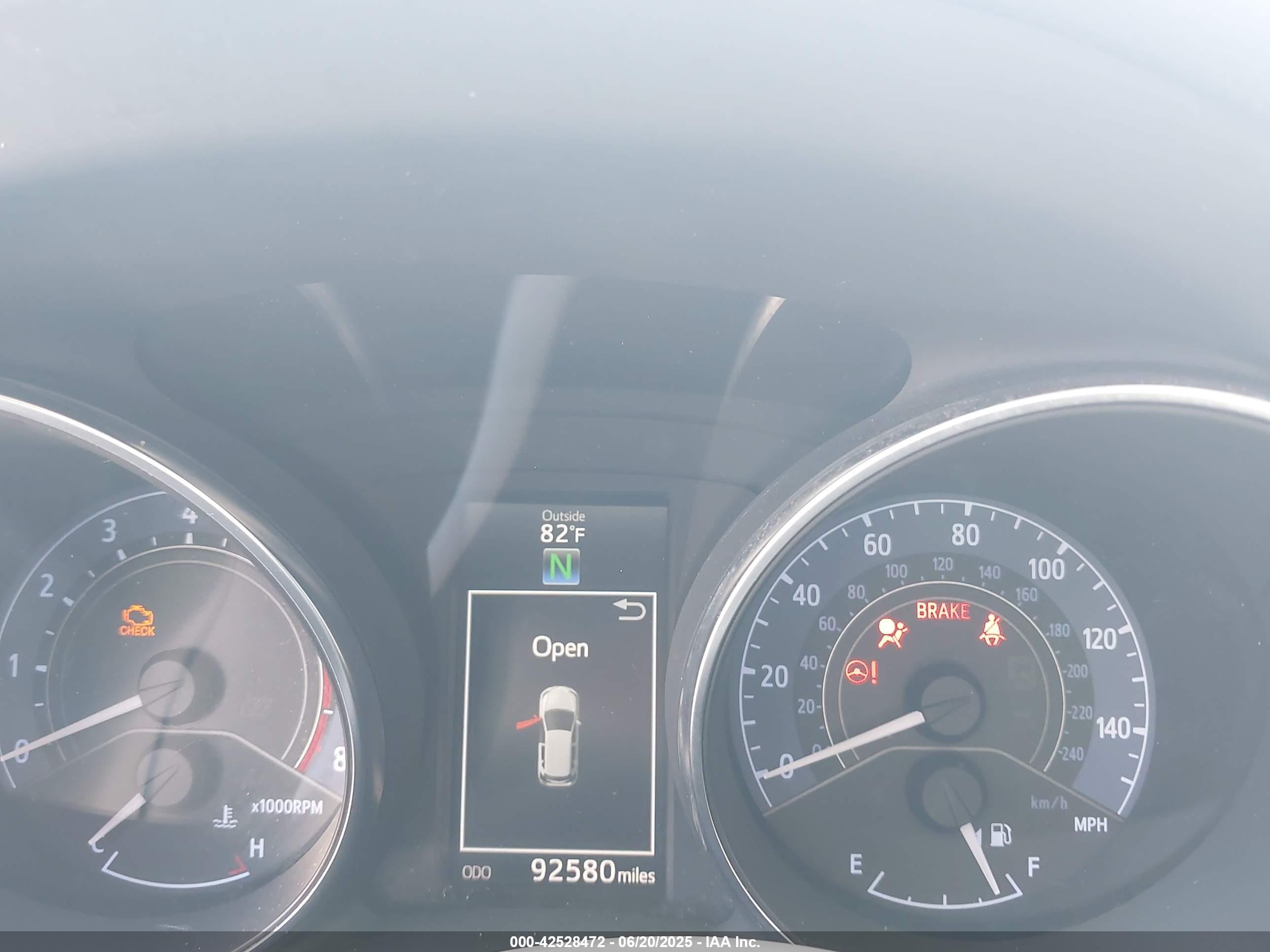 2016 Scion Im   White vin: JTNKARJE6GJ521227