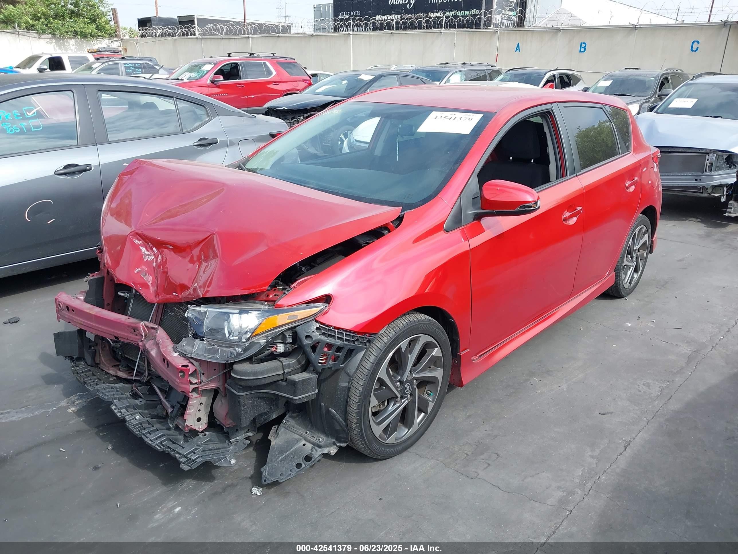 2016 Scion Im   Red vin: JTNKARJE9GJ520539