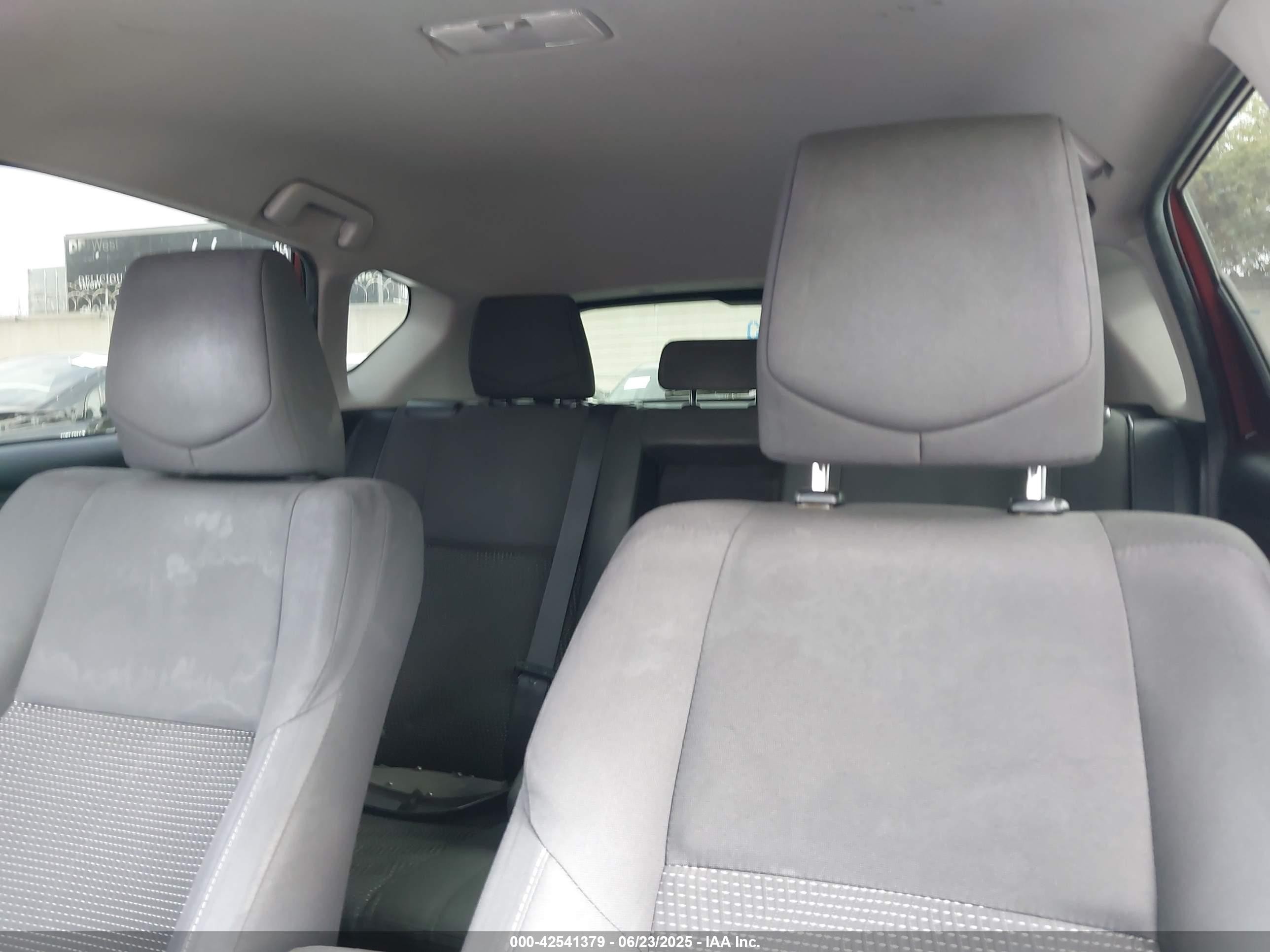 2016 Scion Im   Red vin: JTNKARJE9GJ520539