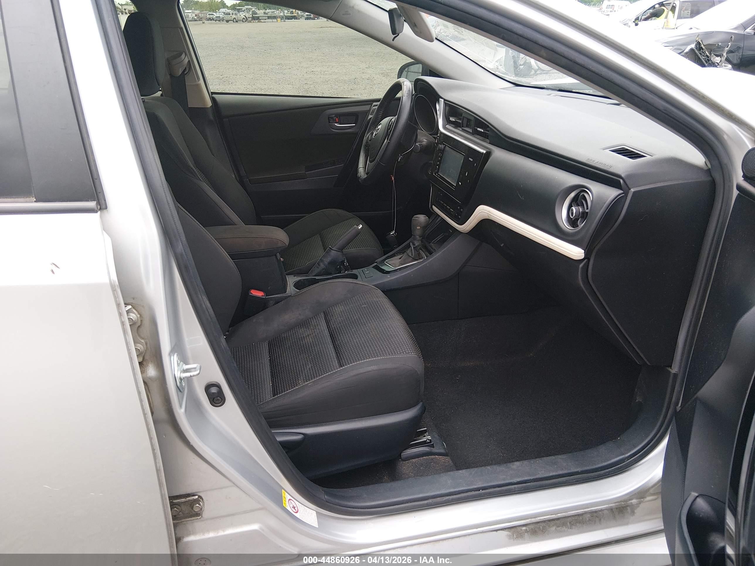 2017 Toyota Corolla Im   Silver vin: JTNKARJEXHJ545581