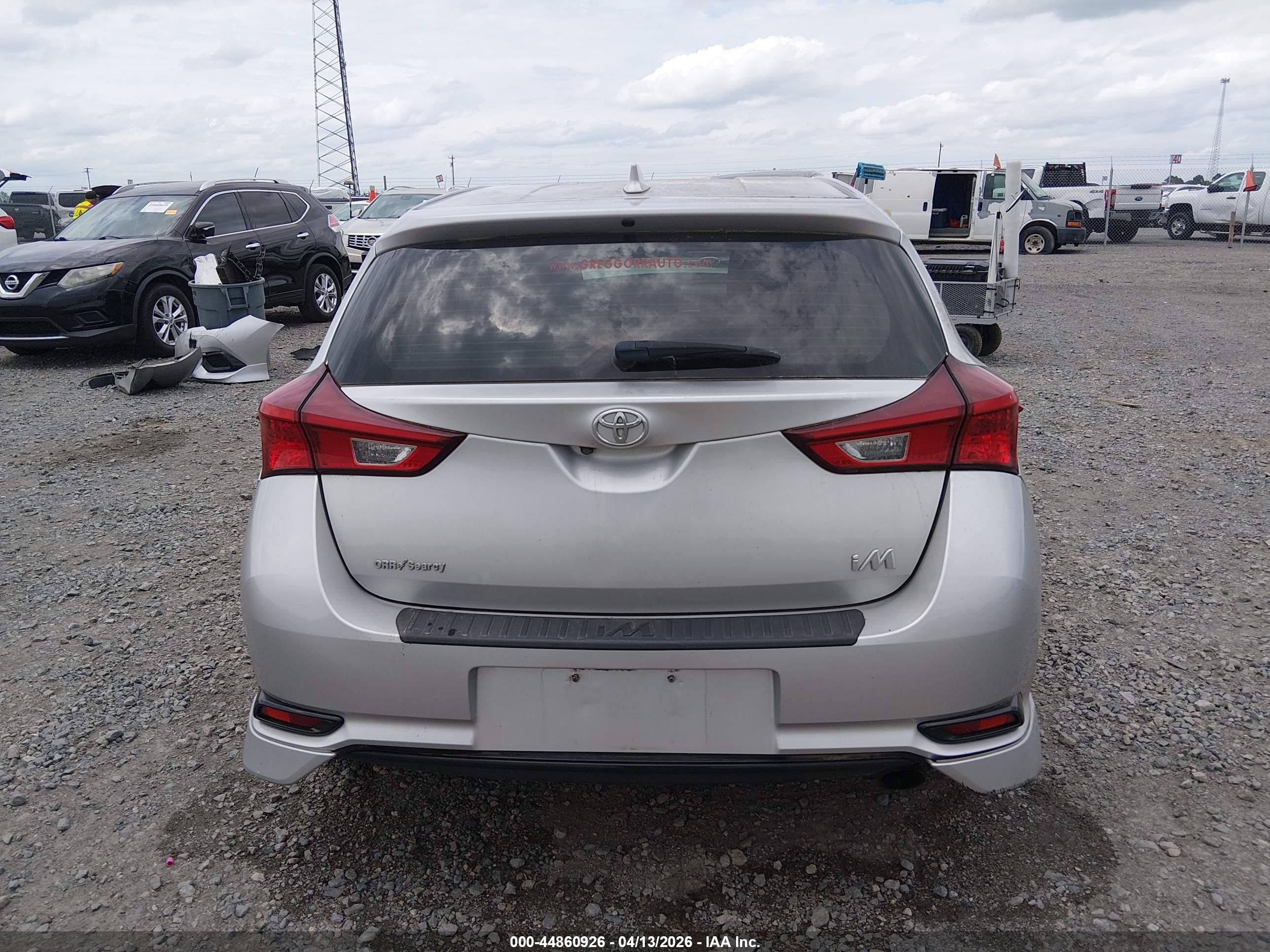 2017 Toyota Corolla Im   Silver vin: JTNKARJEXHJ545581