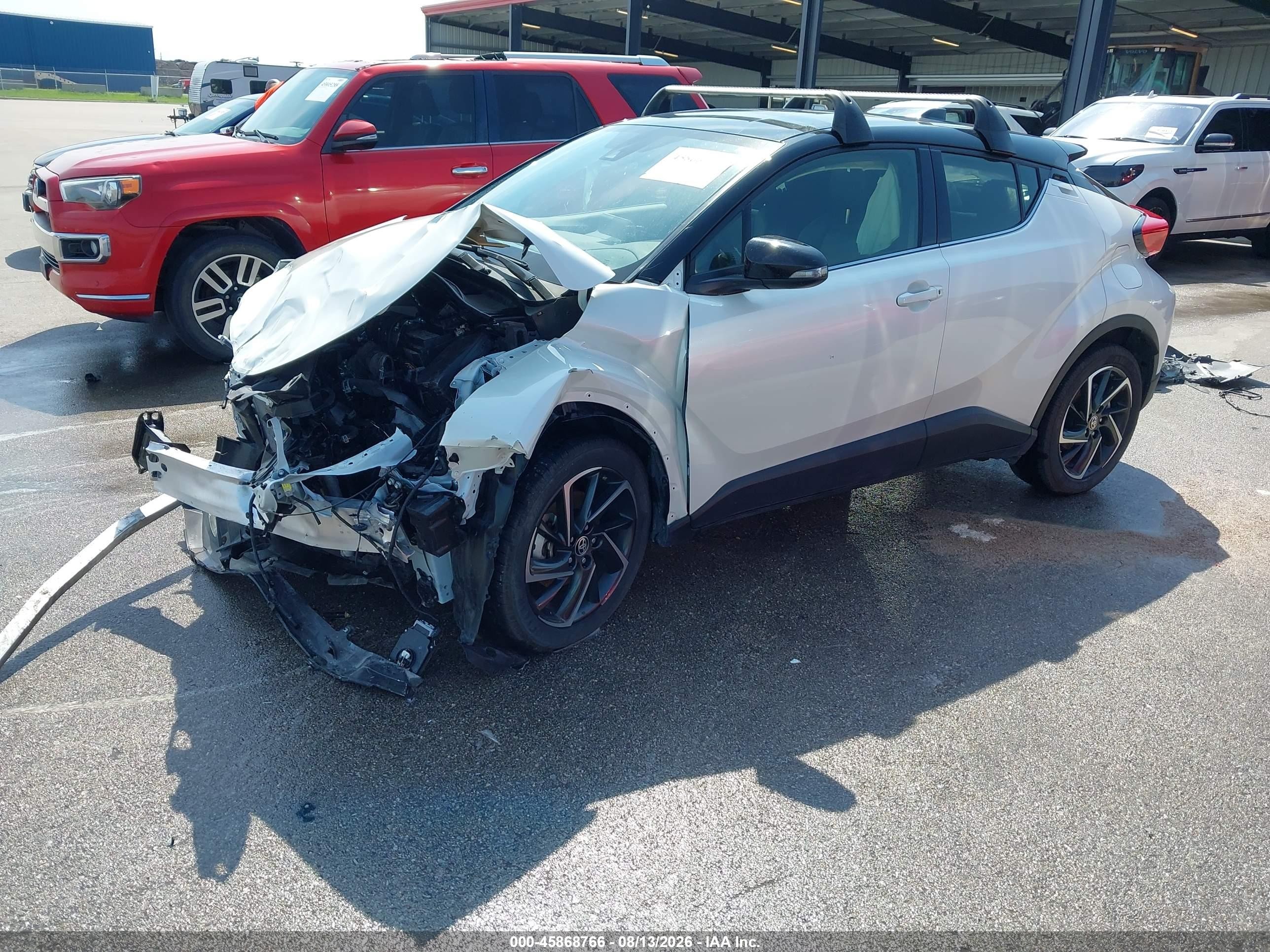 2020 Toyota C-hr Limited White vin: JTNKHMBX5L1088735