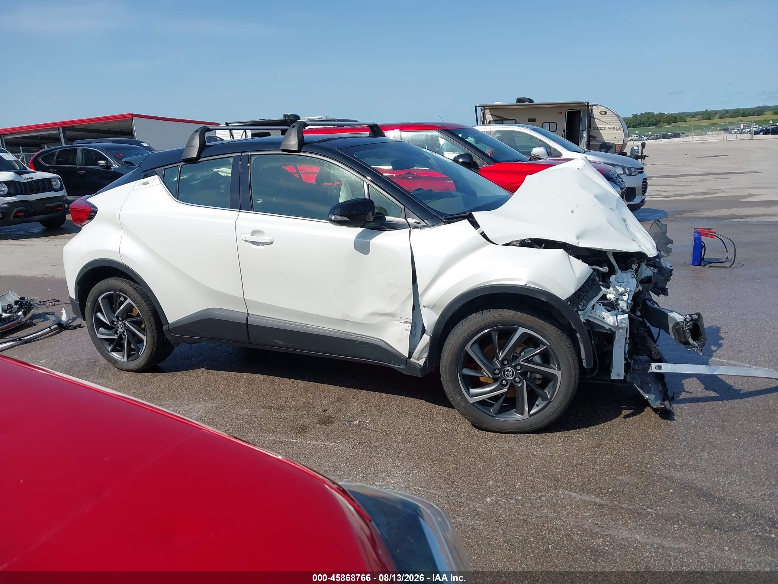 2020 Toyota C-hr Limited White vin: JTNKHMBX5L1088735