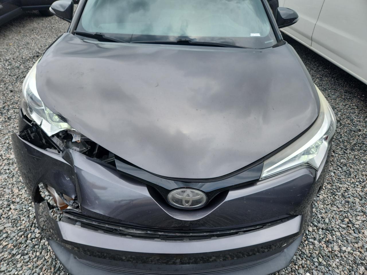 2019 Toyota C-hr Le Gray vin: JTNKHMBX9K1034479