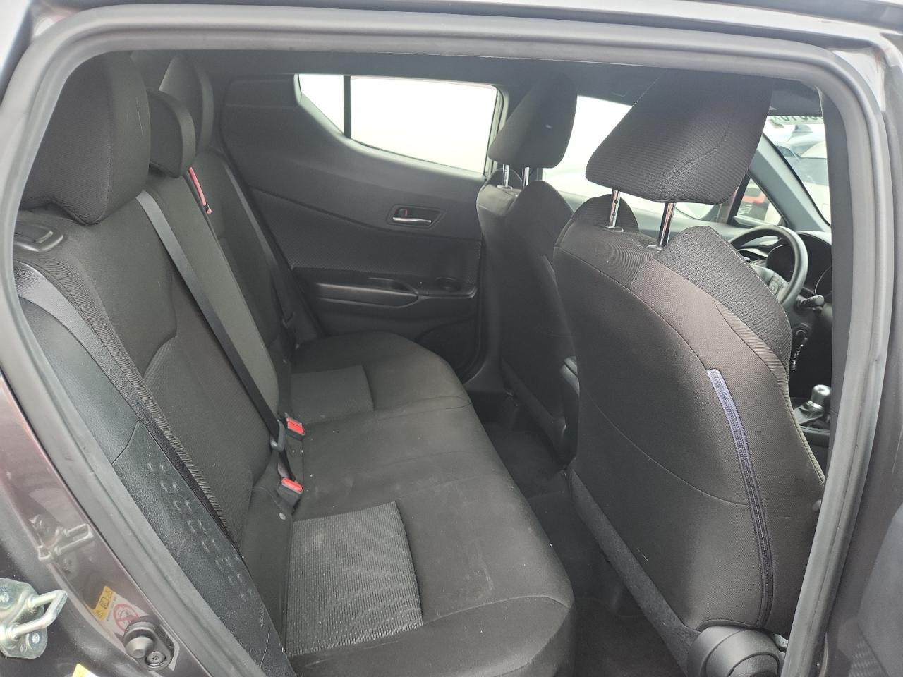 2019 Toyota C-hr Le Gray vin: JTNKHMBX9K1034479