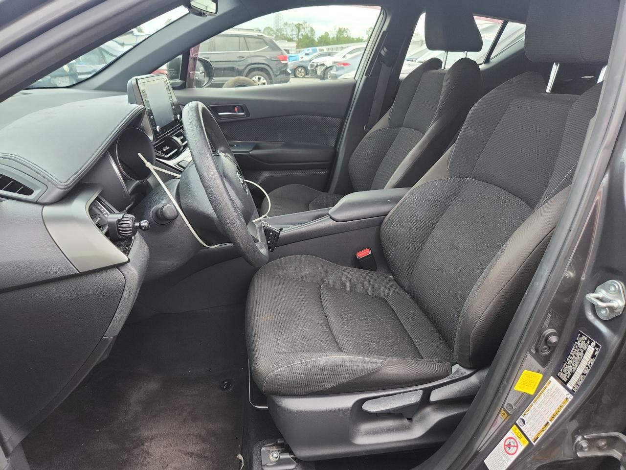 2019 Toyota C-hr Le Gray vin: JTNKHMBX9K1034479