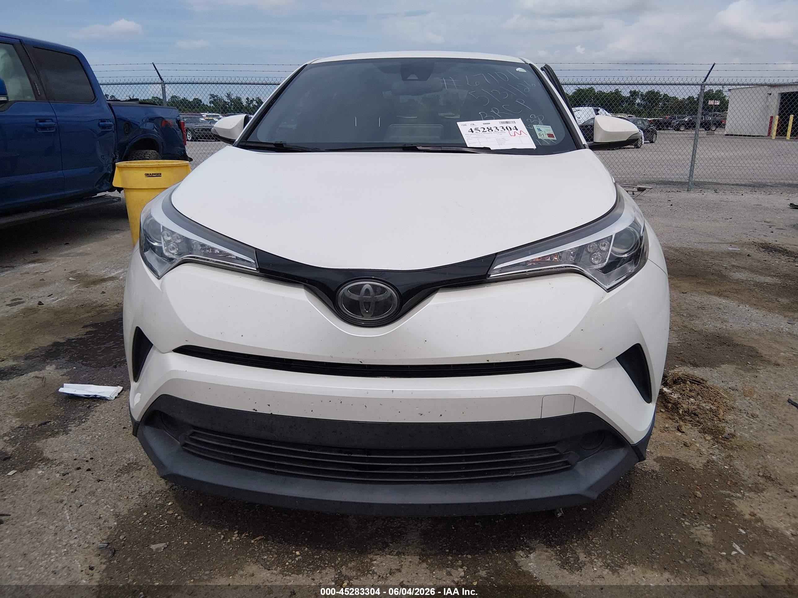 2019 Toyota C-hr Xle White vin: JTNKHMBX9K1057633