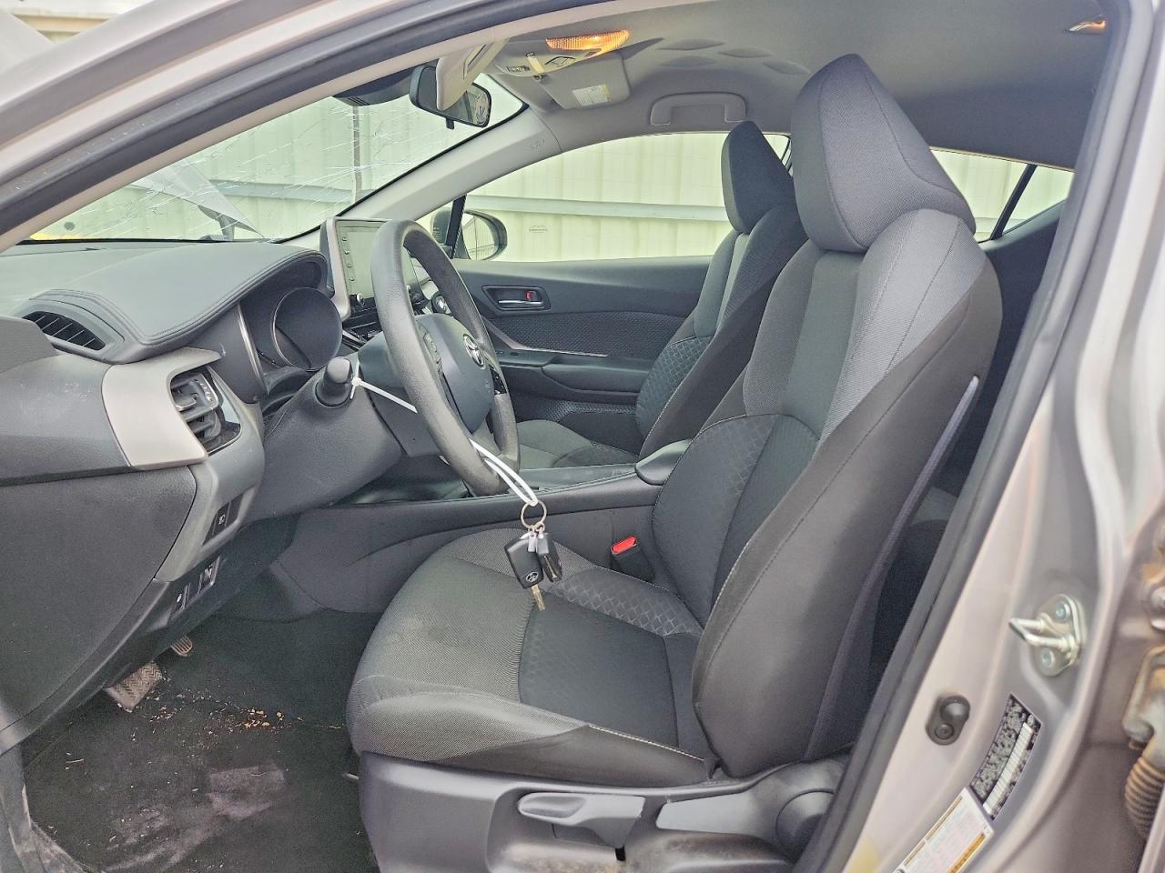 2020 Toyota C-hr Le Silver vin: JTNKHMBX9L1089919