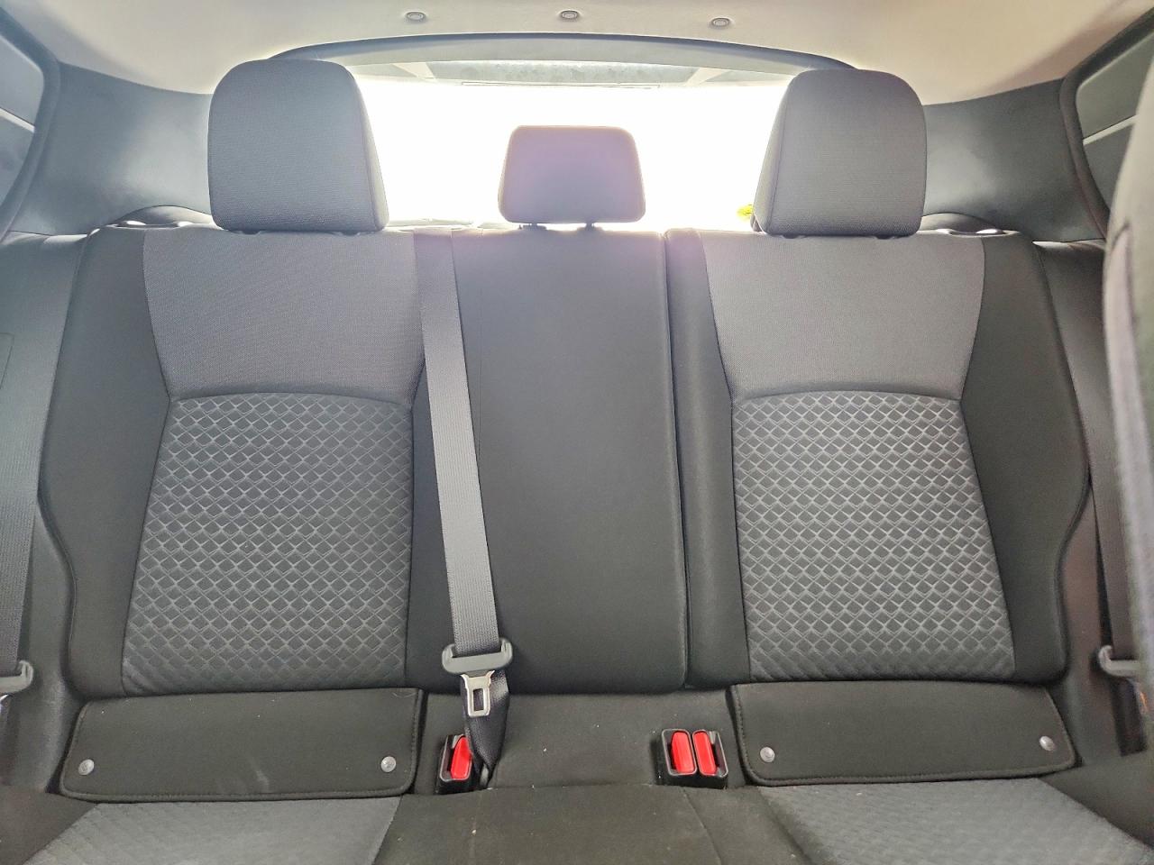 2020 Toyota C-hr Le Silver vin: JTNKHMBX9L1089919