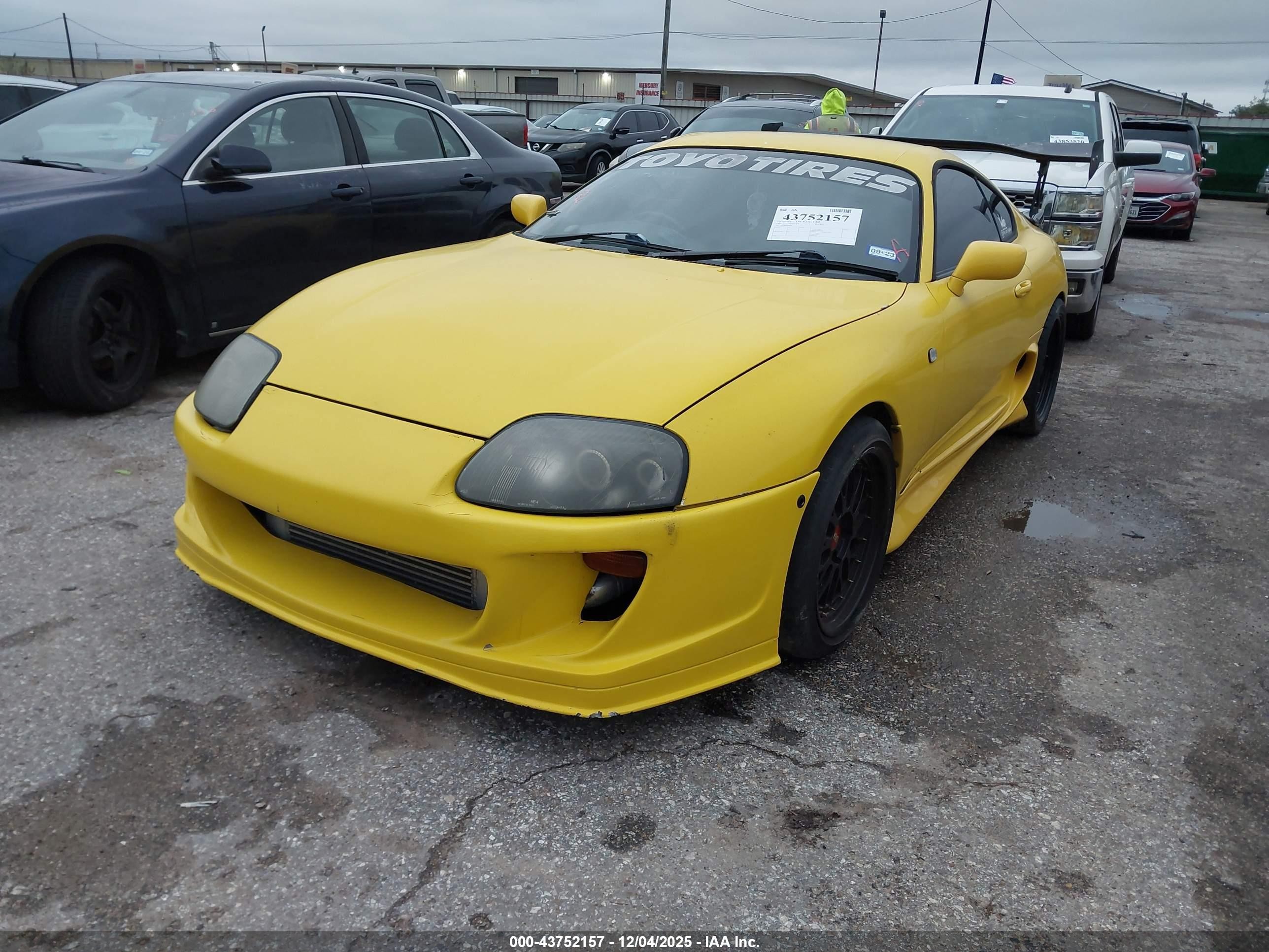 1995 Toyota Supra Yellow vin: JZA800028841
