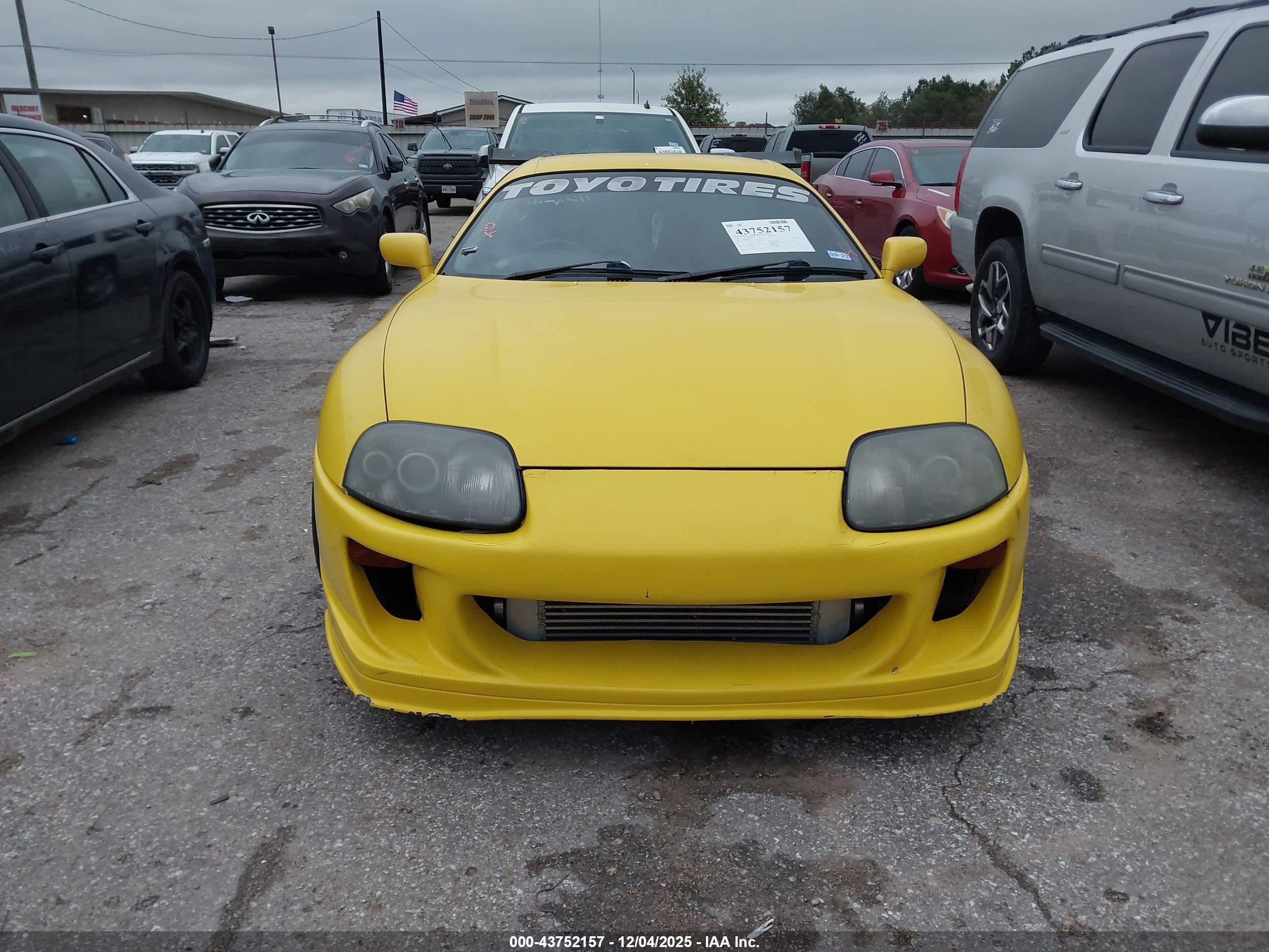 1995 Toyota Supra Yellow vin: JZA800028841