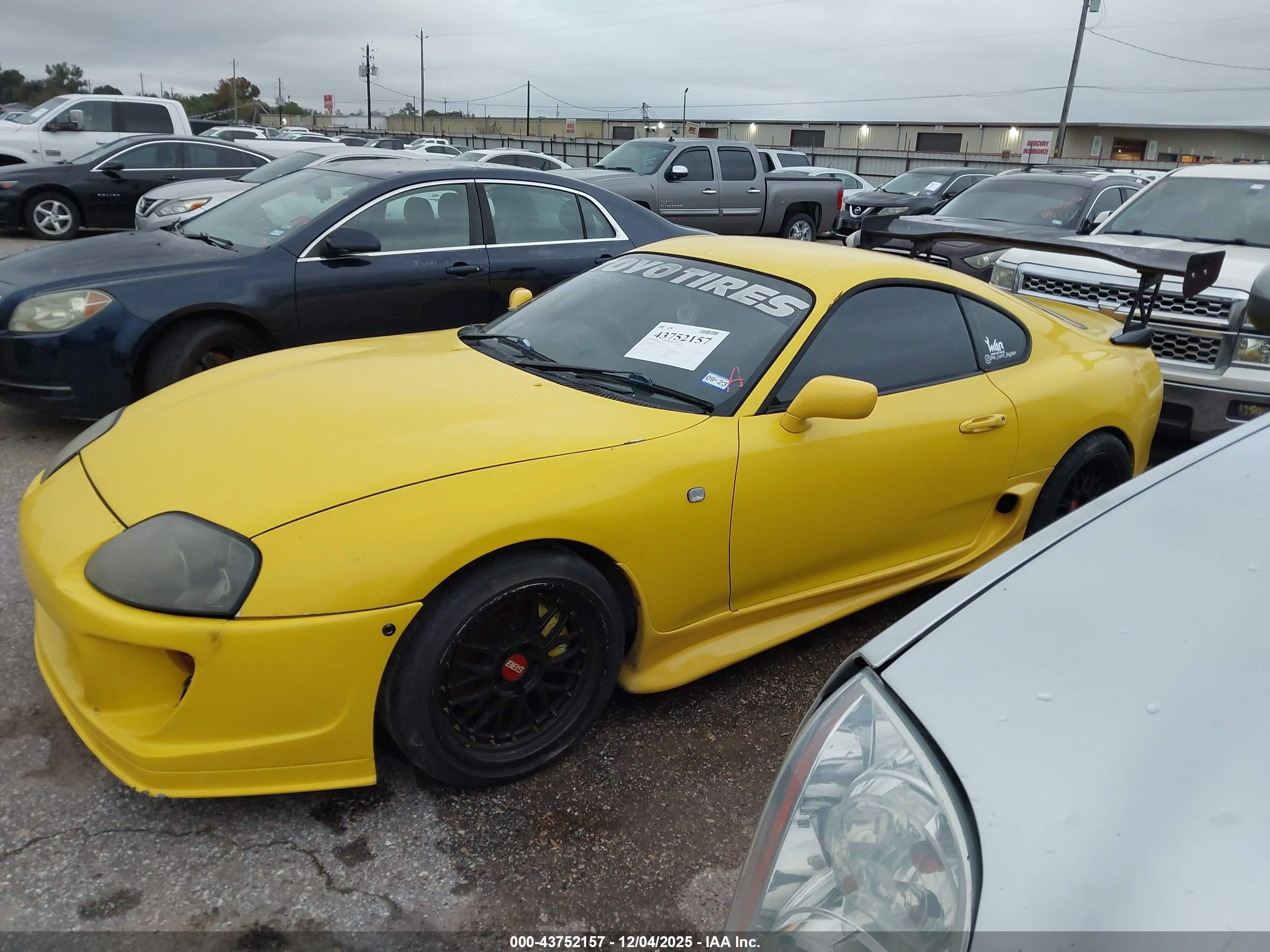 1995 Toyota Supra Yellow vin: JZA800028841