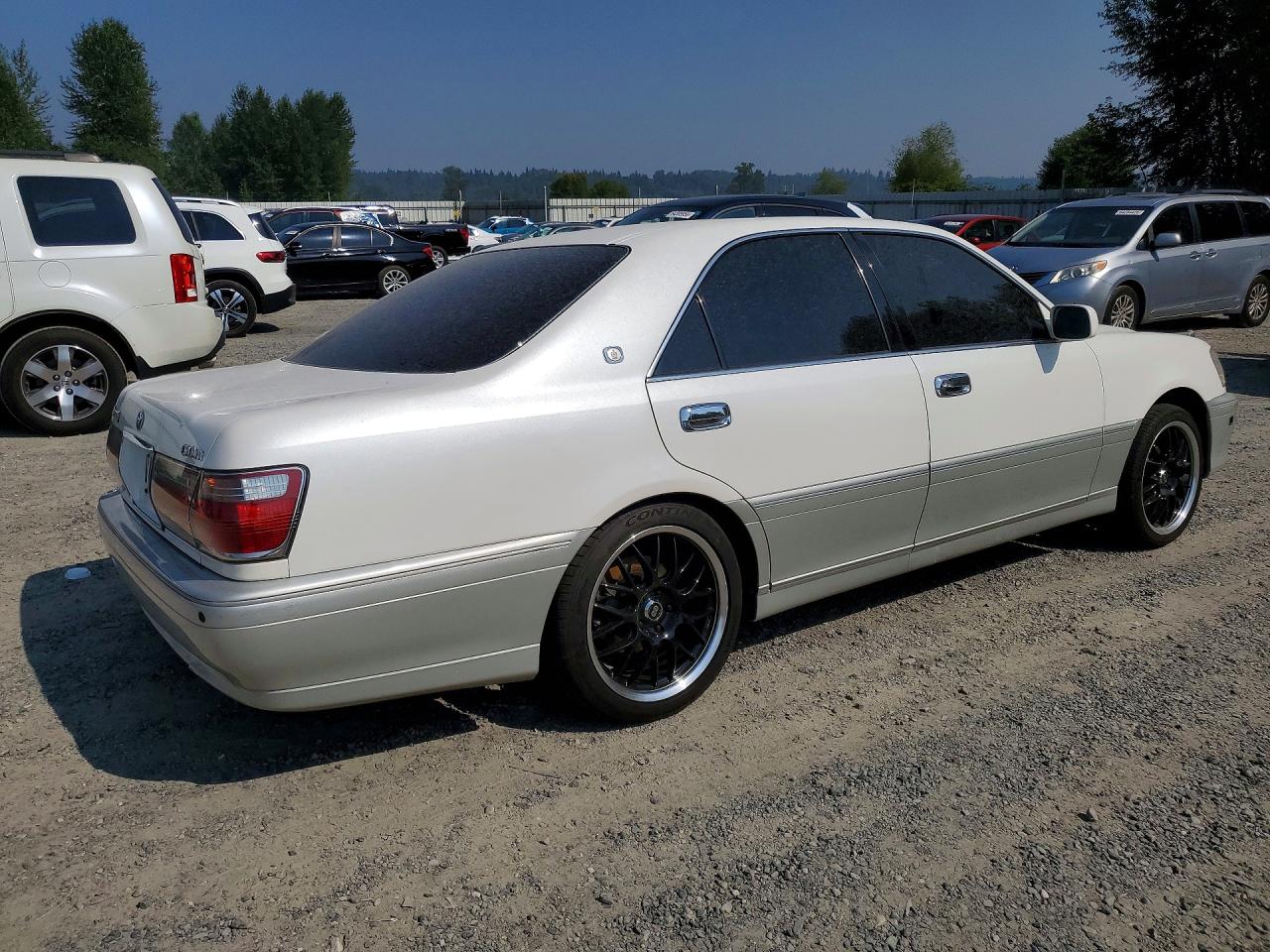 2000 Toyota Alavon White vin: JZS1750033993