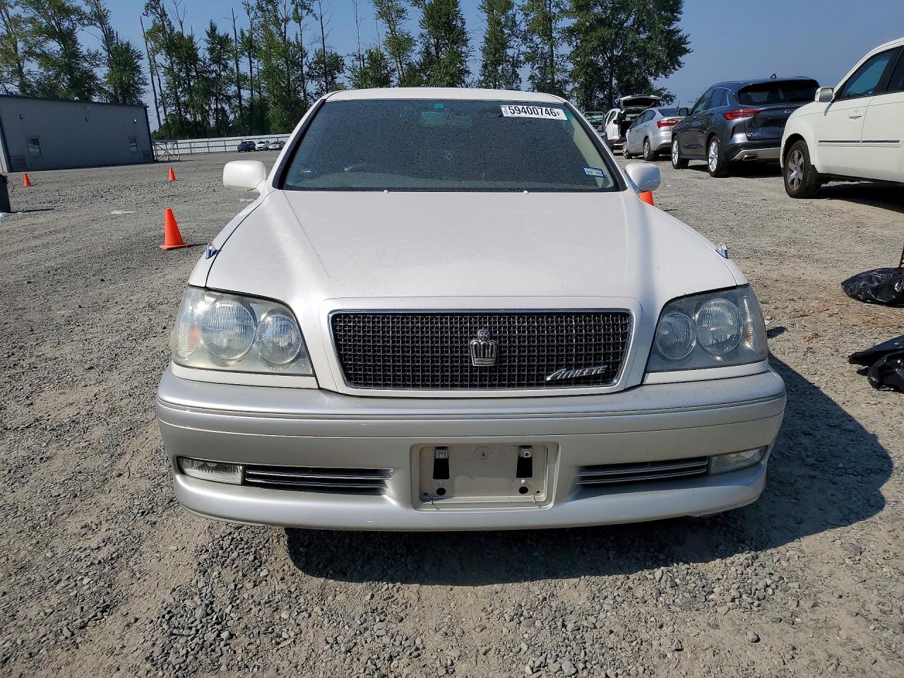 2000 Toyota Alavon White vin: JZS1750033993