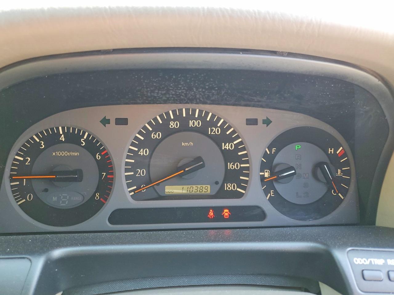 2000 Toyota Alavon White vin: JZS1750033993
