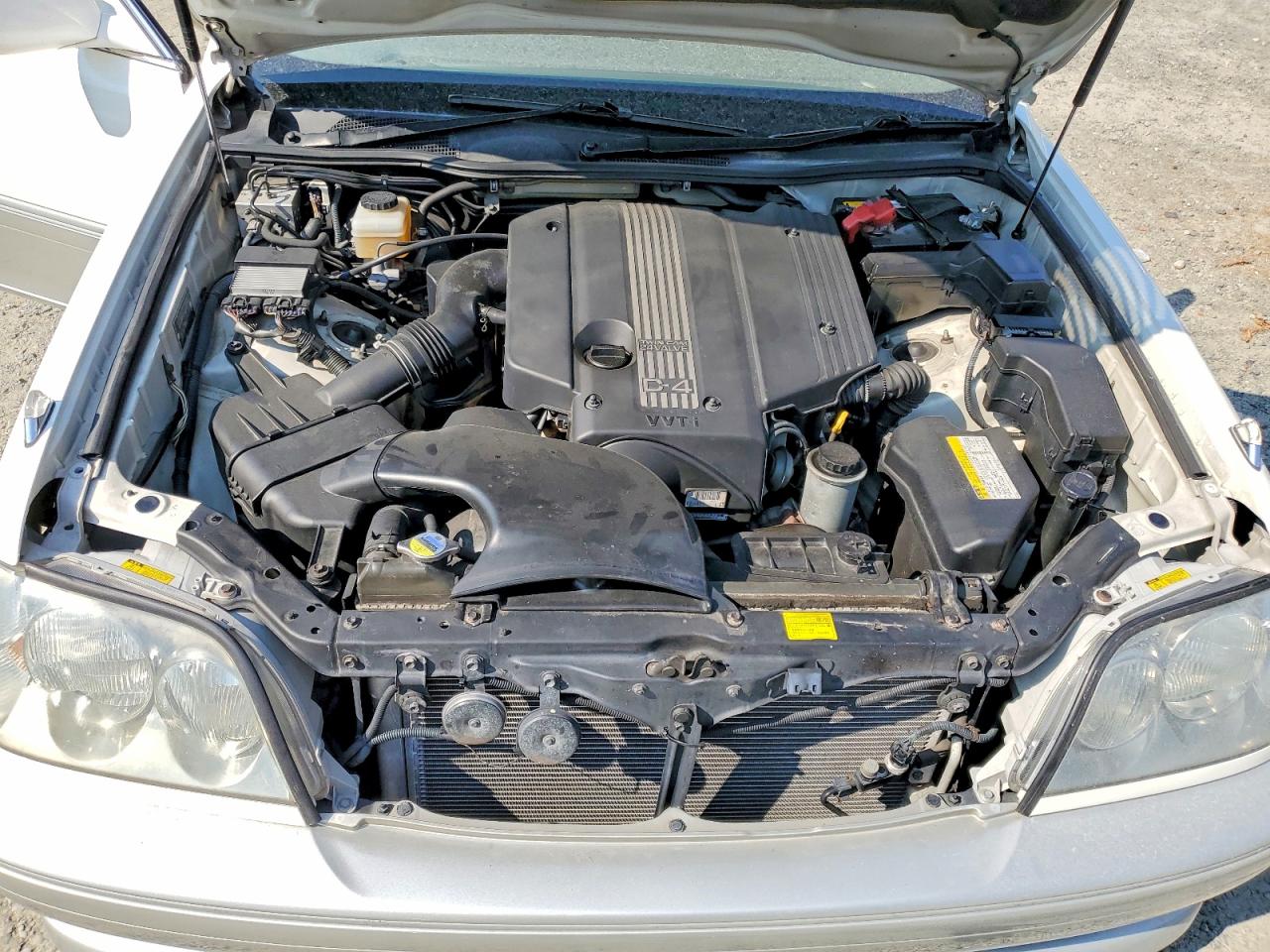2000 Toyota Alavon White vin: JZS1750033993