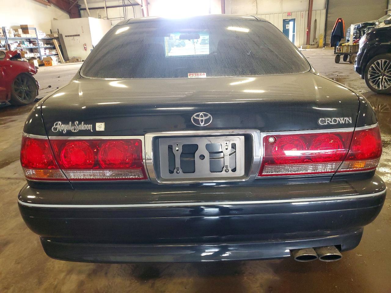 2000 Toyota Crown Black vin: JZS1750039675